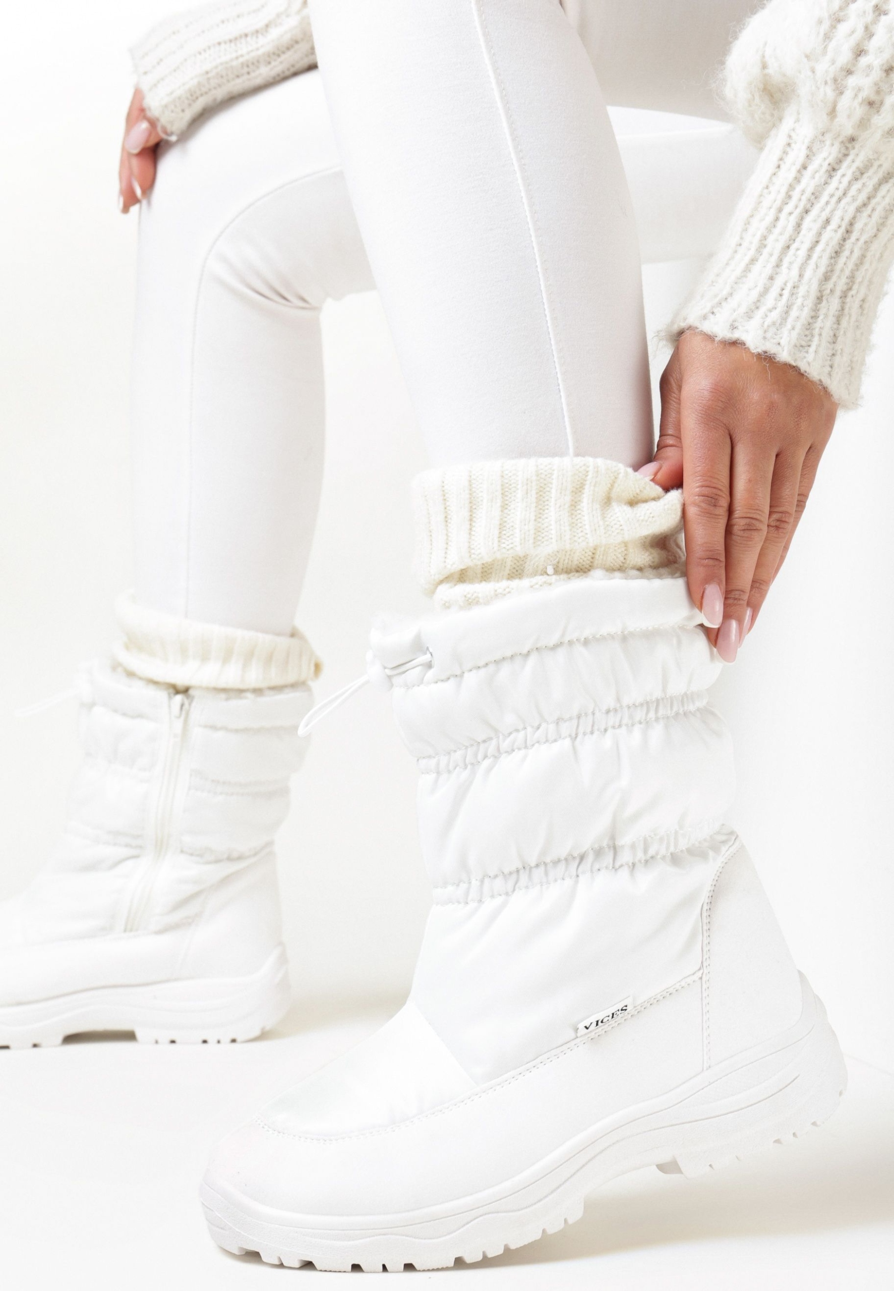 Born2Be Białe Śniegowce damskie 37 Zima Marka Born2be