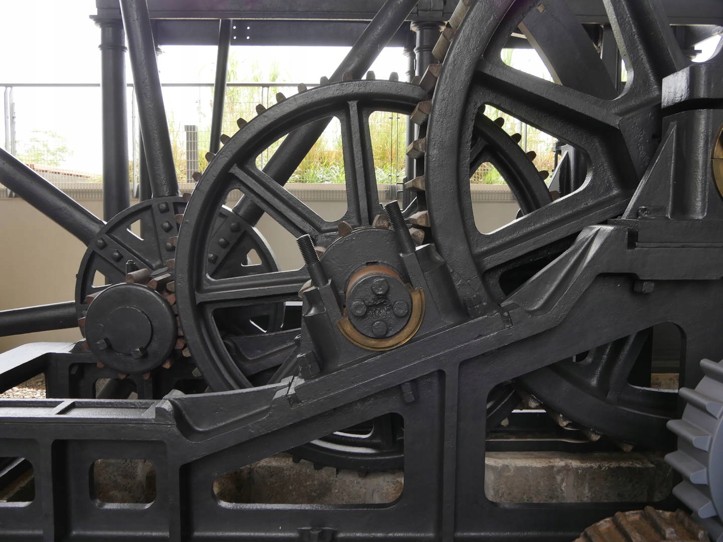 HAMMERITE Farba na rdzę 2,5L SZARY POŁYSK Kod producenta EMA000223