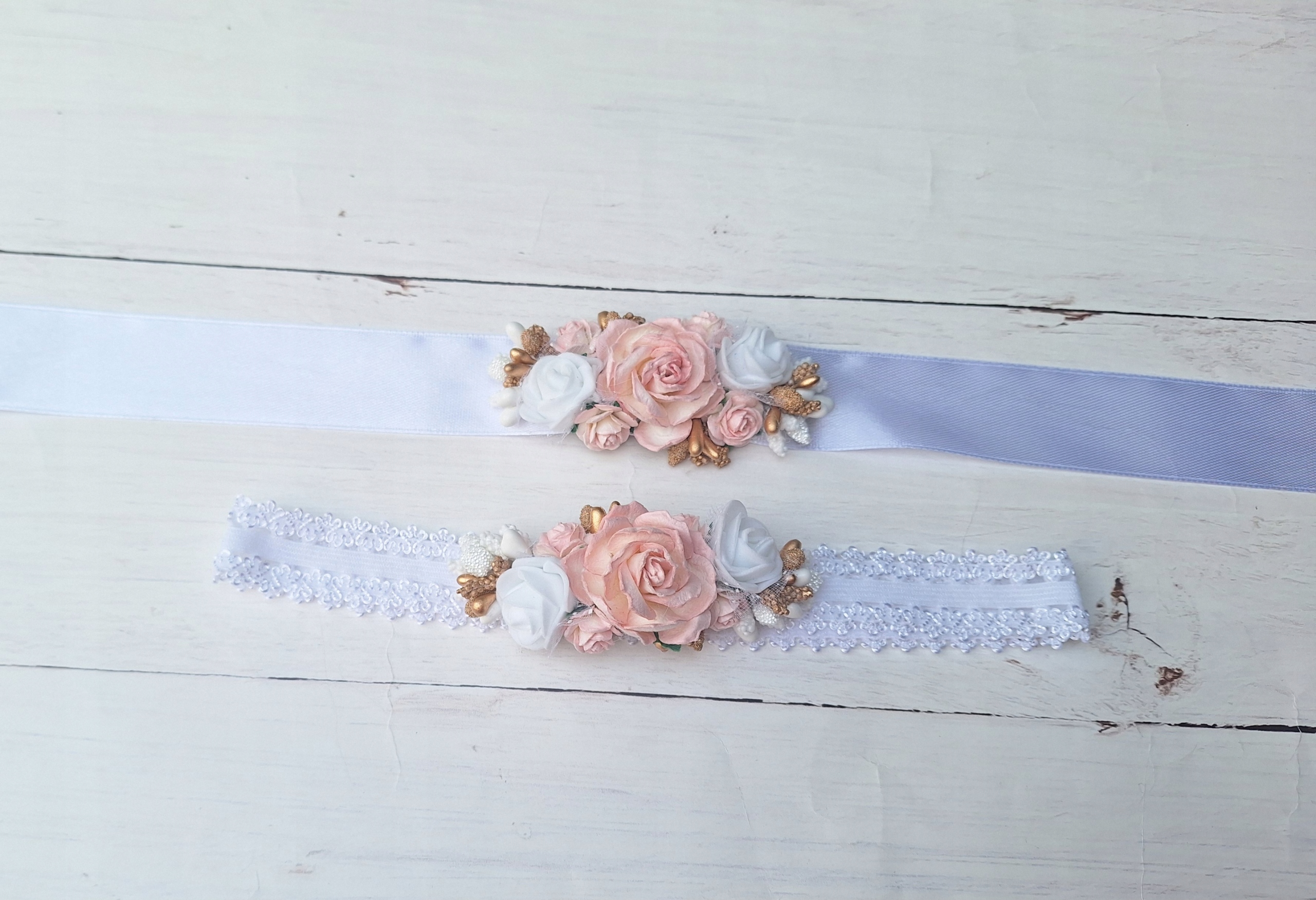 Opaska pasek do chrztu pudrowy róż bialy i zloty różyczki na chrzest Marka Inna marka
