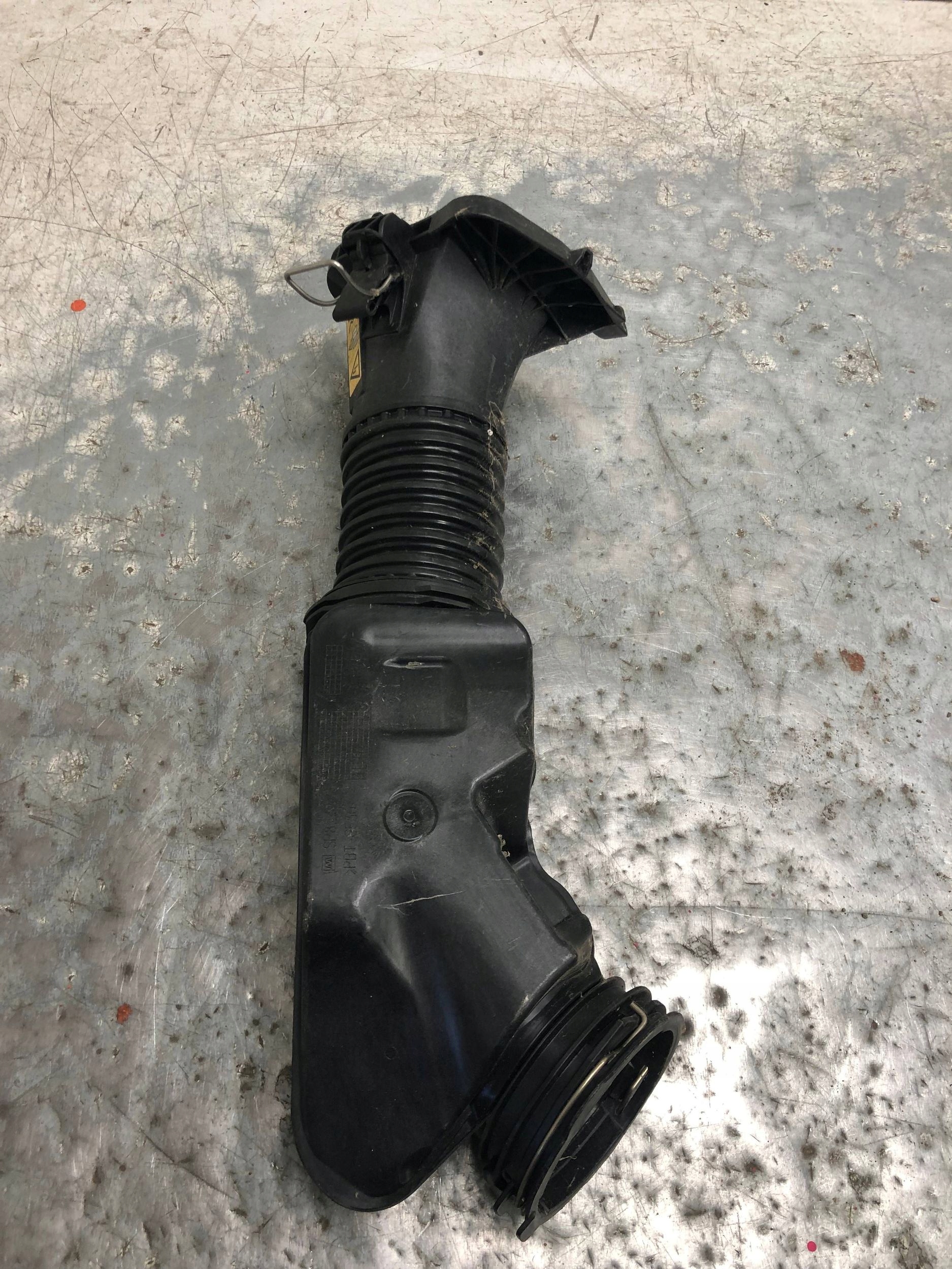 pipe air hose MERCEDES C254 A2540901000