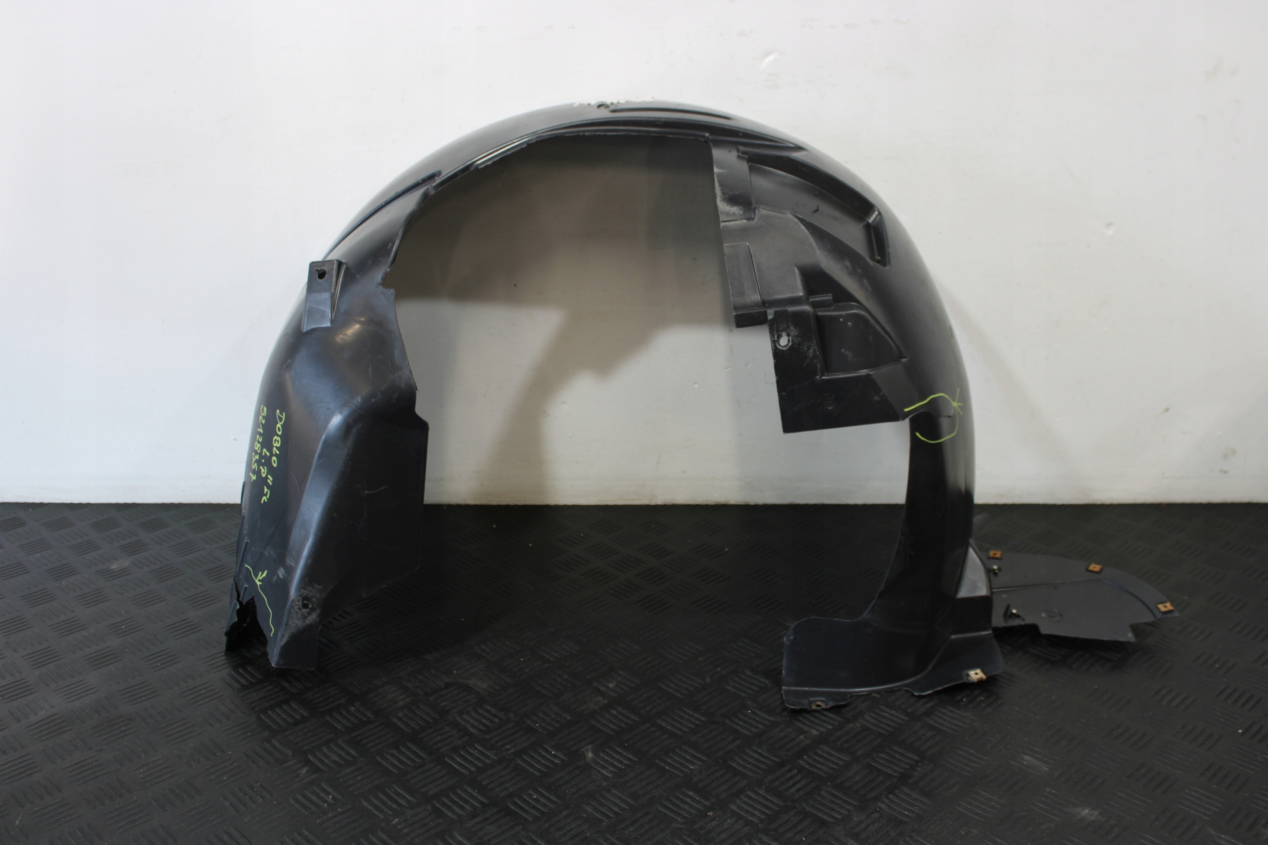 mudguard left front 52128357 FIAT DOBLO II 2 LIFT