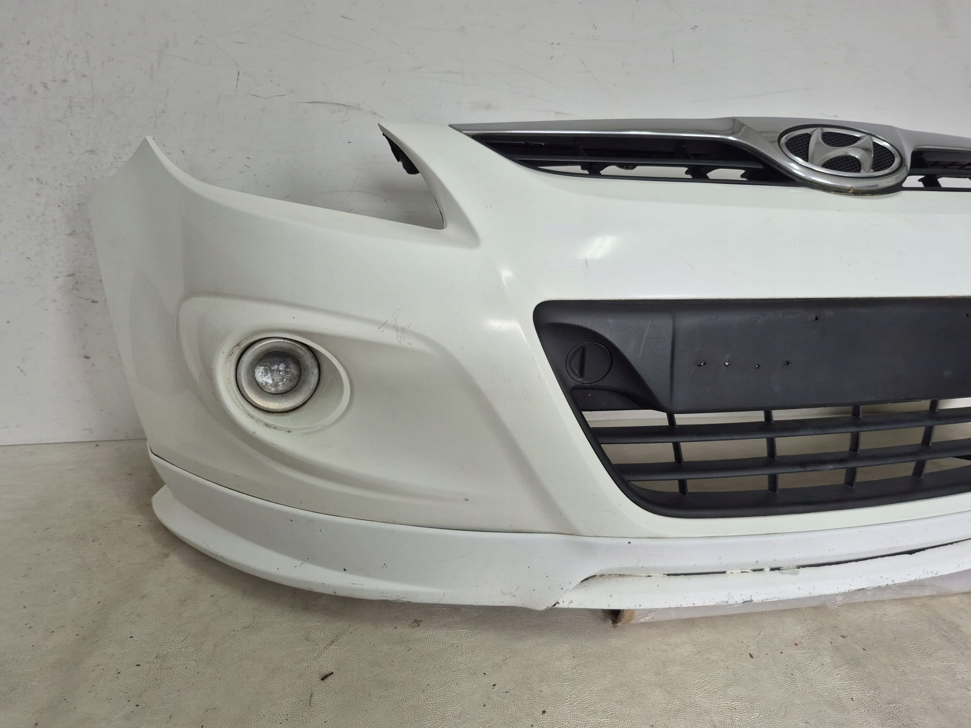 HYUNDAI I20 and 1 S LIMITED 08- bumper front front 86511-1J000