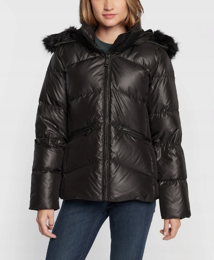 Calvin Klein Černá péřová bunda Essential K20K204952 Černá XXL jako XL