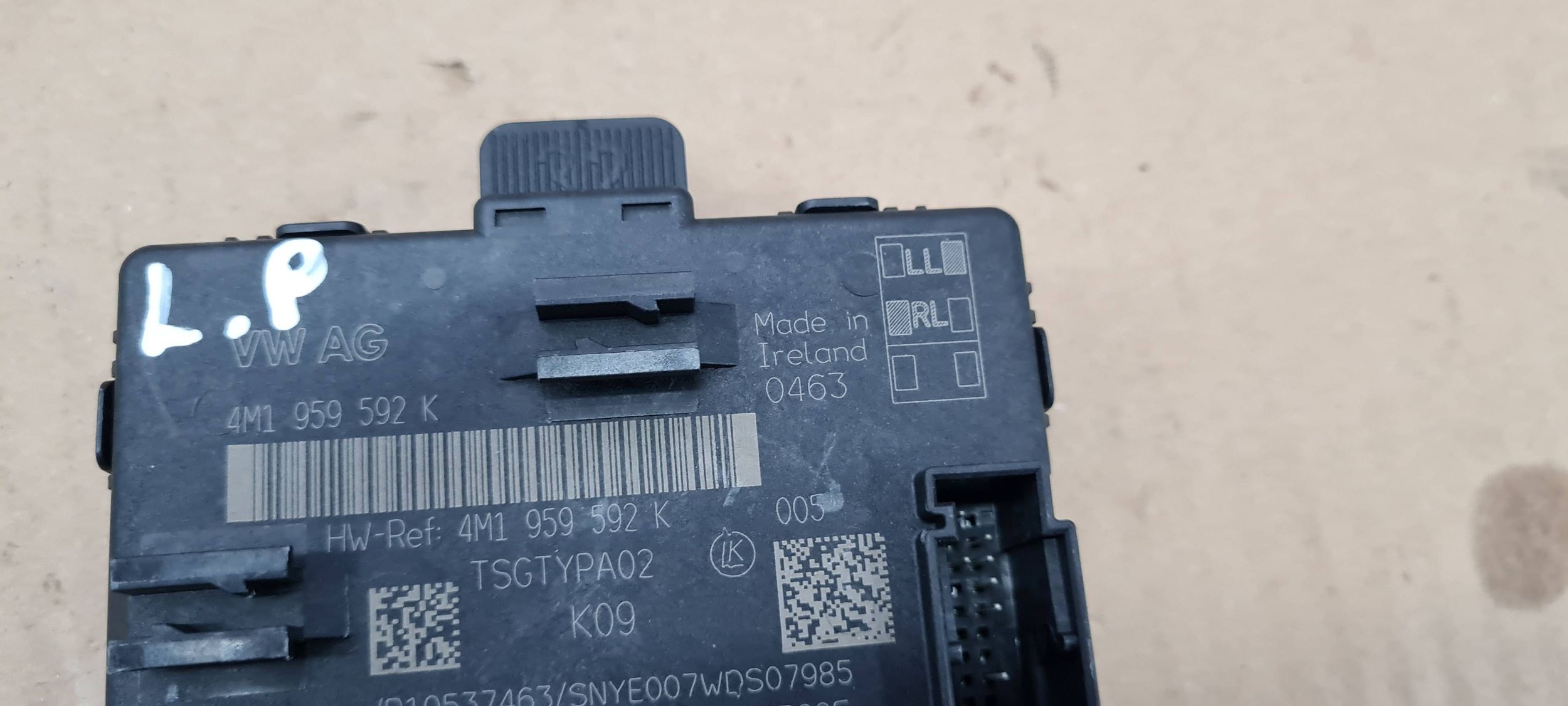 A6 C8 4K module control unit door front 4M1959592K A7 4K Q8 4M Q7