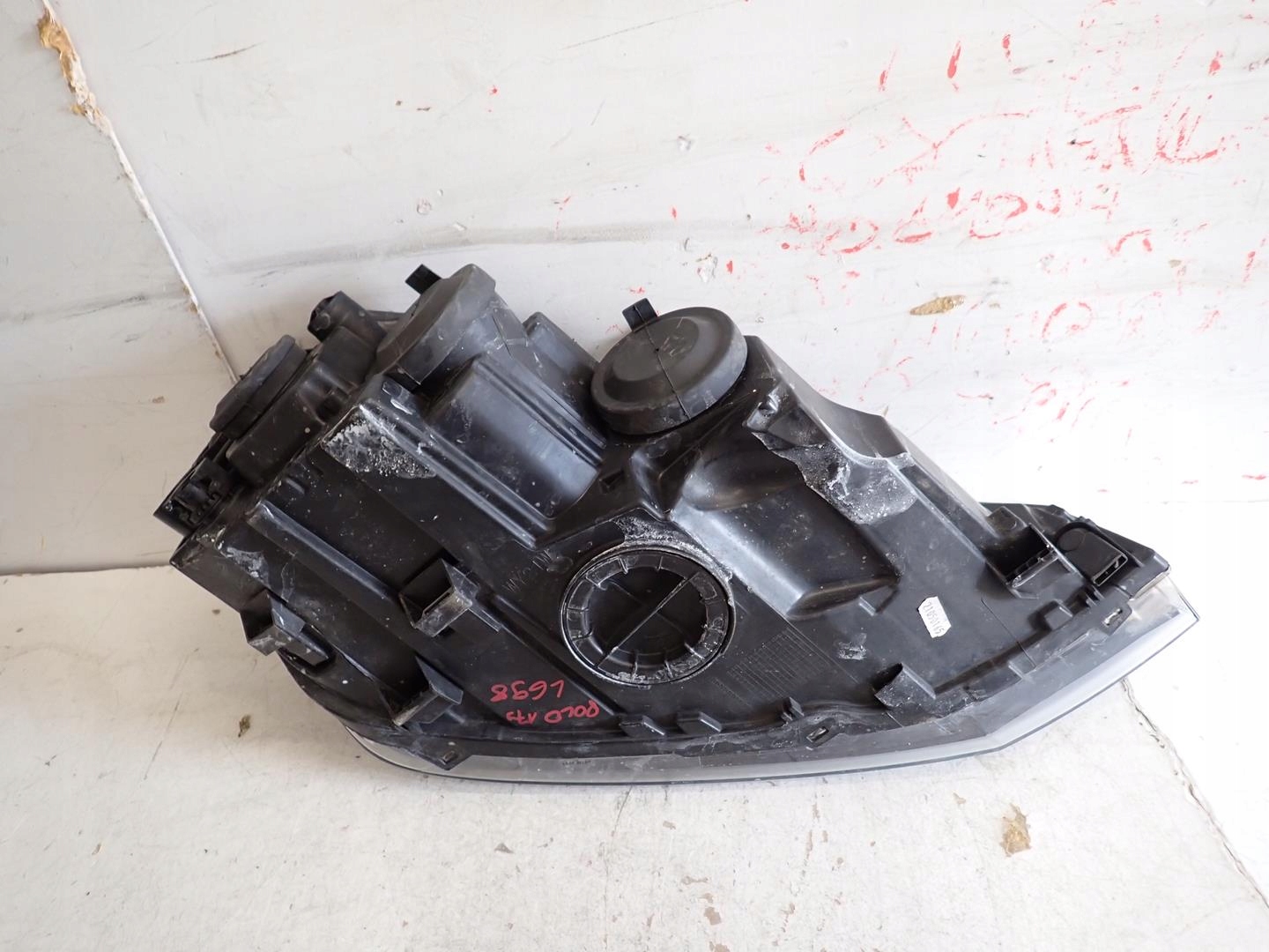 light front front left VW POLO VI 2017- 2G1941005