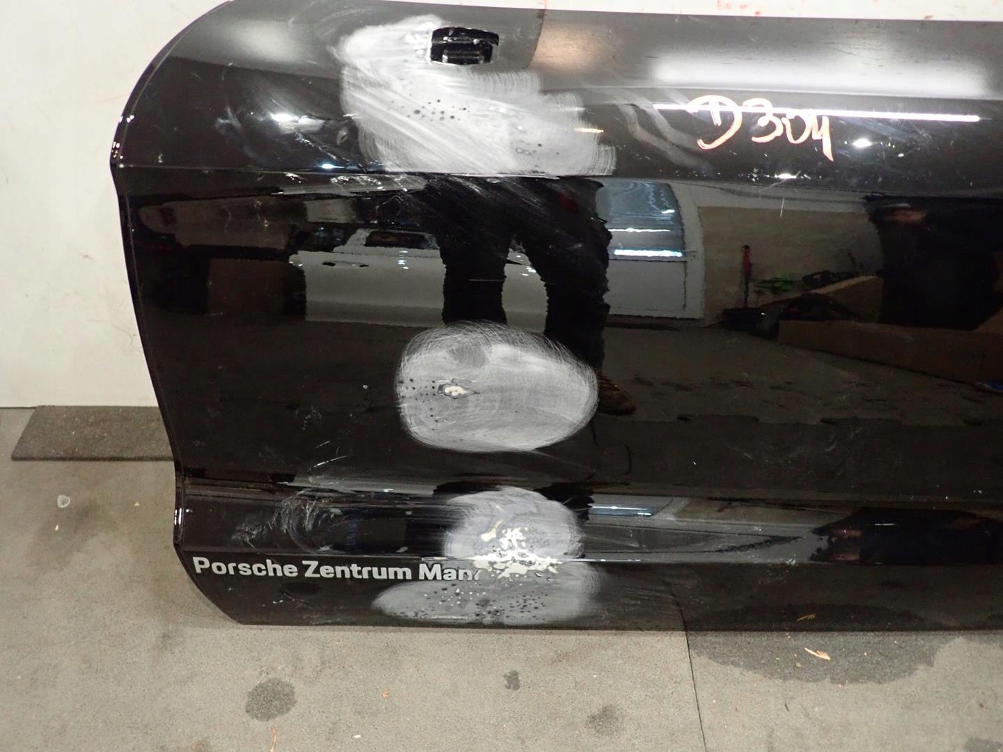 door front front left PORSCHE TAYCAN