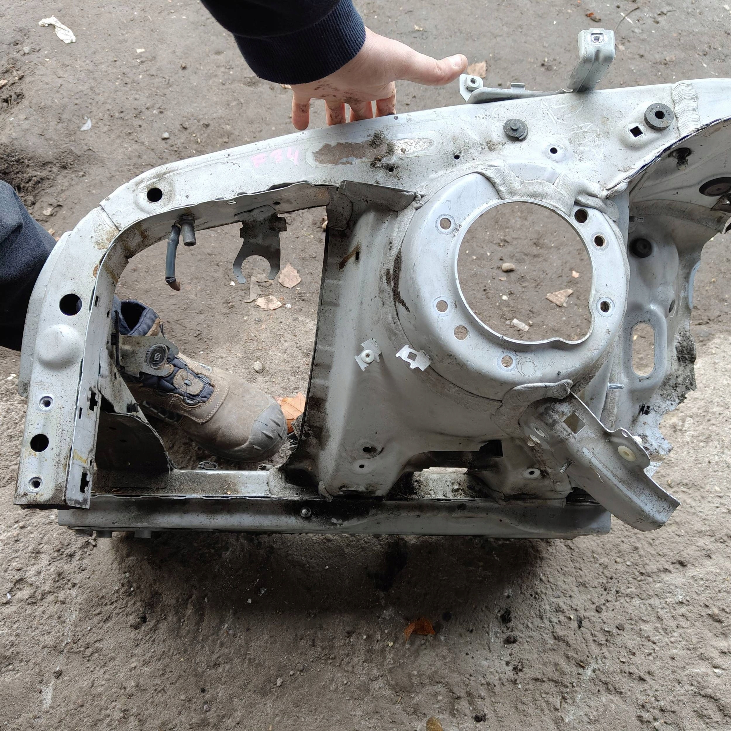 quarter front front side right BMW 3 GT F34