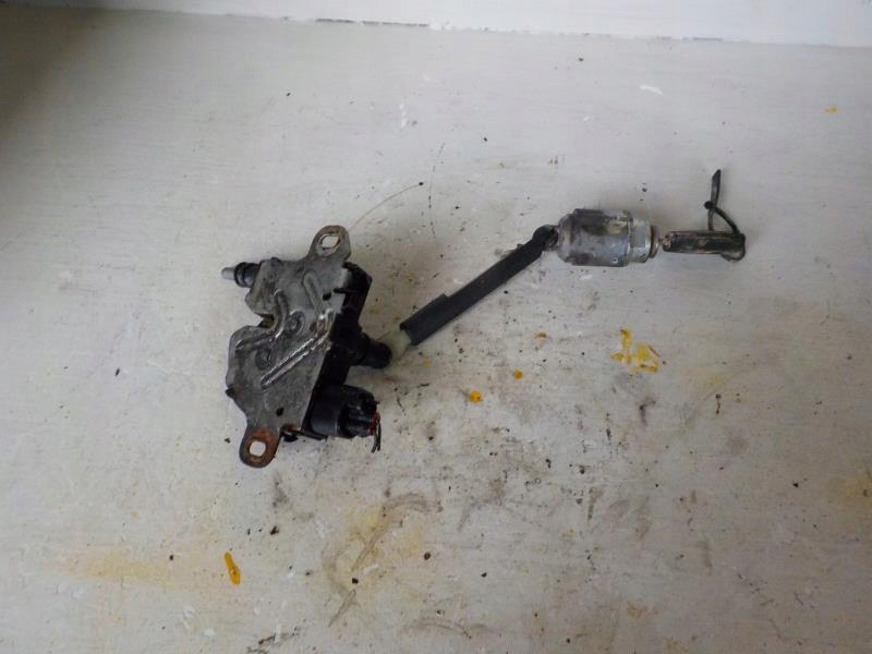 FORD FOCUS C-MAX Serrure capot