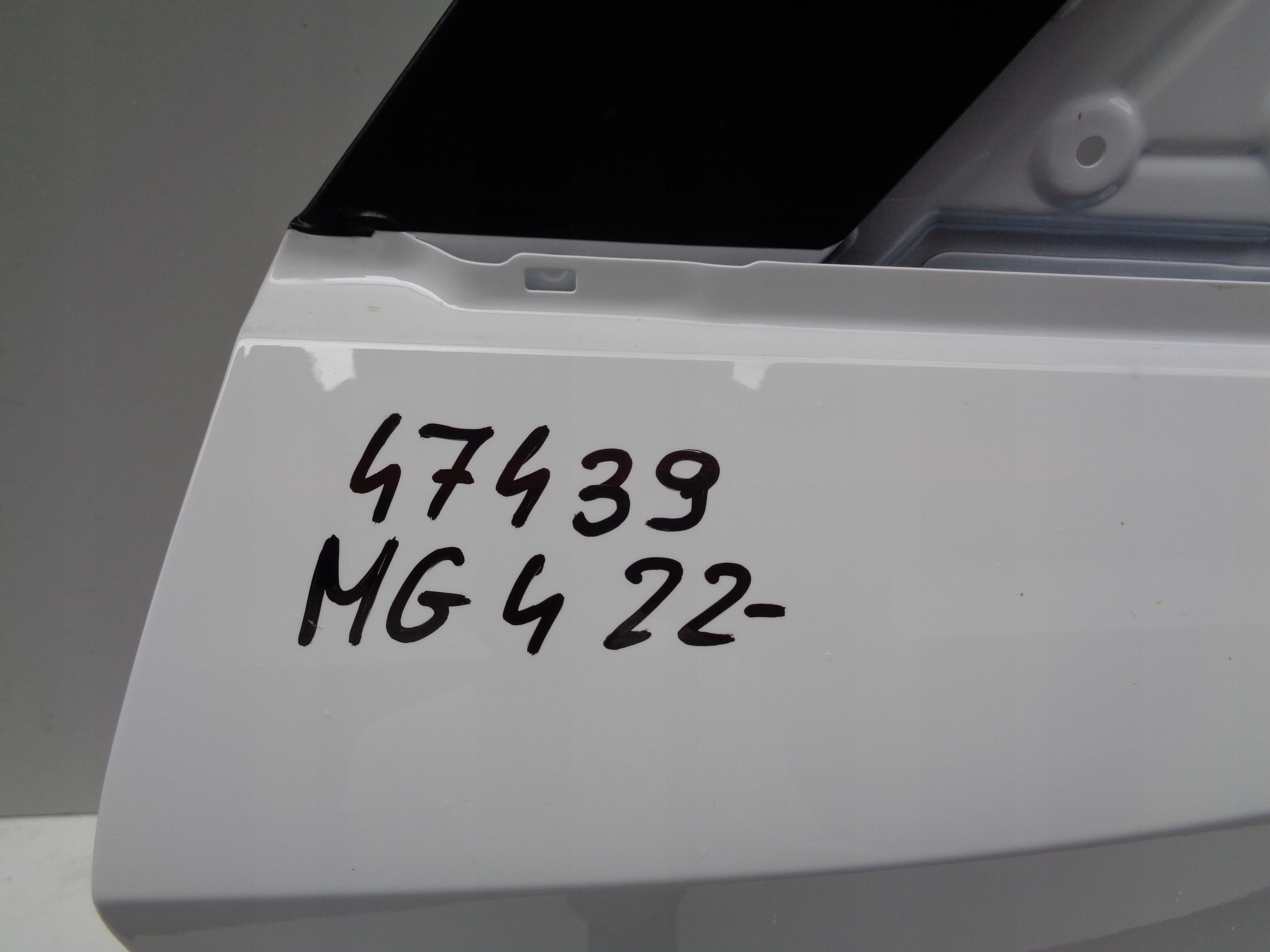 door right rear. MG 4 22- NR 47439