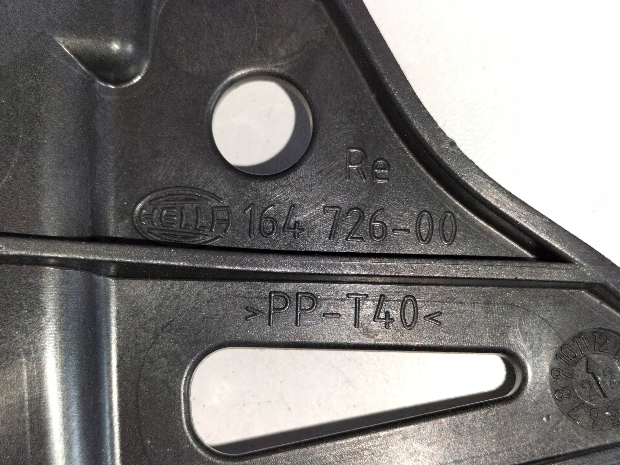 support holder below lampe front right CITROEN C4 GRAND PICASSO and 06-13