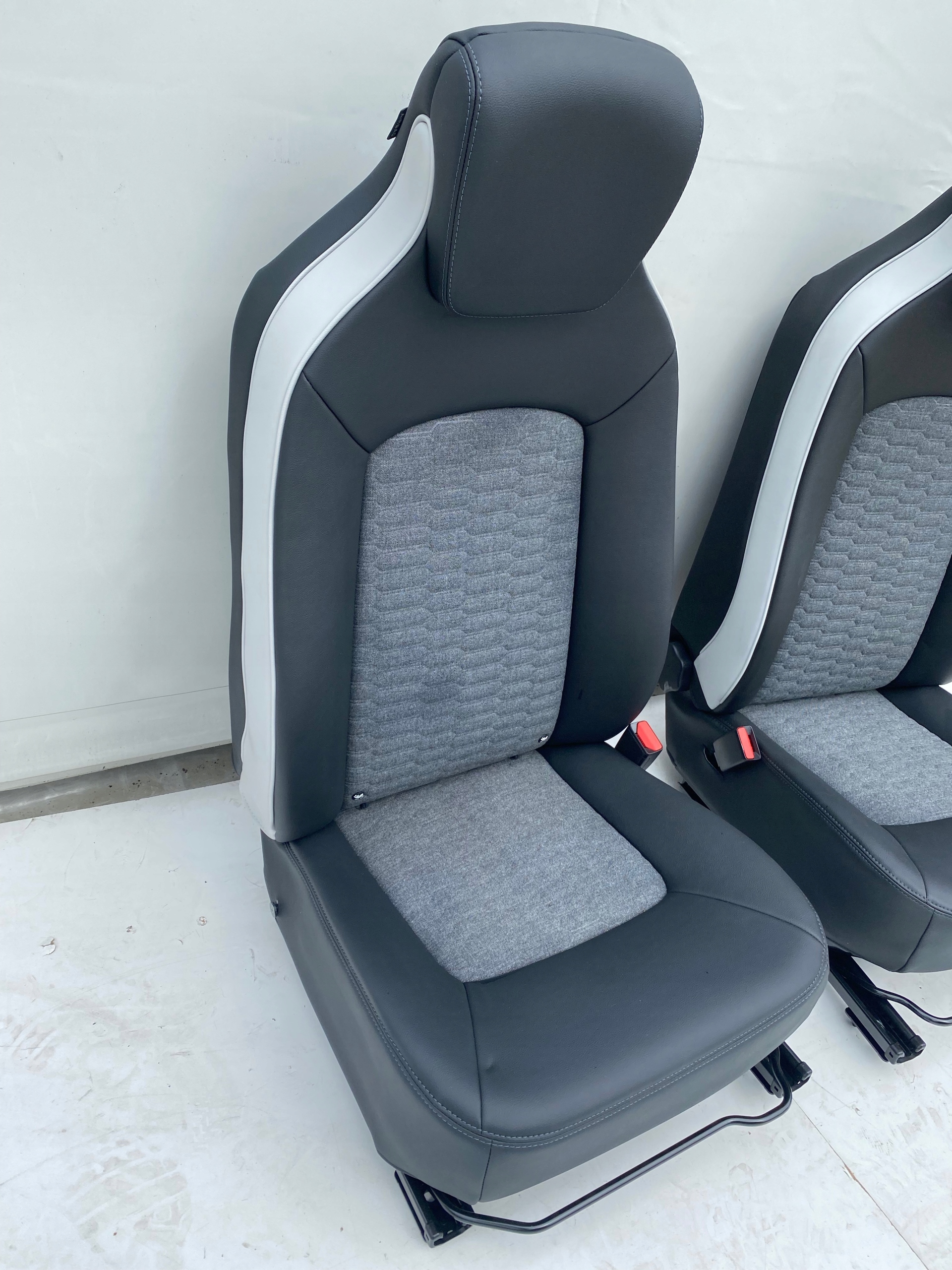 RENAULT ZOE II SKORZANE SIÈGE SIÈGE