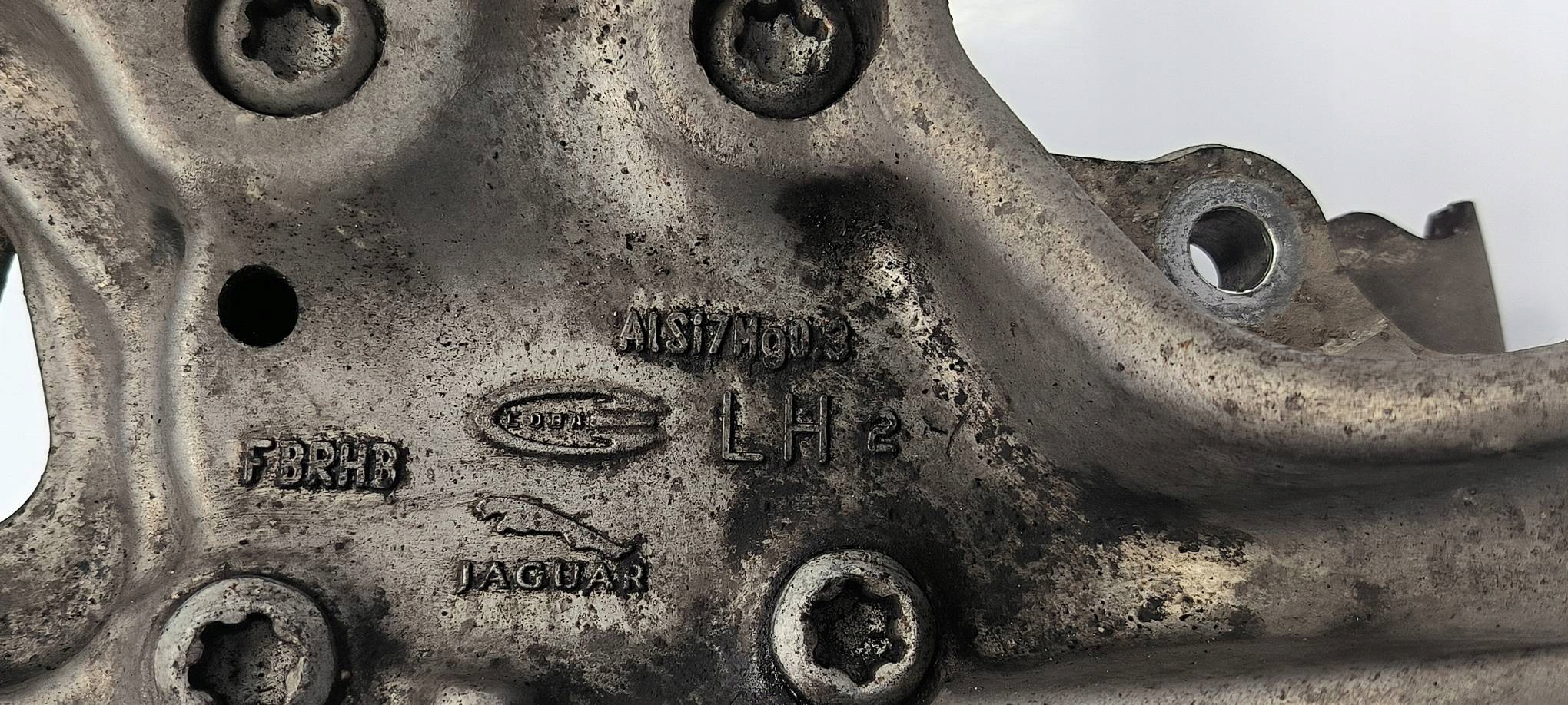 swing left front GX73-3K186-GB JAGUAR XE X760 2.0 D