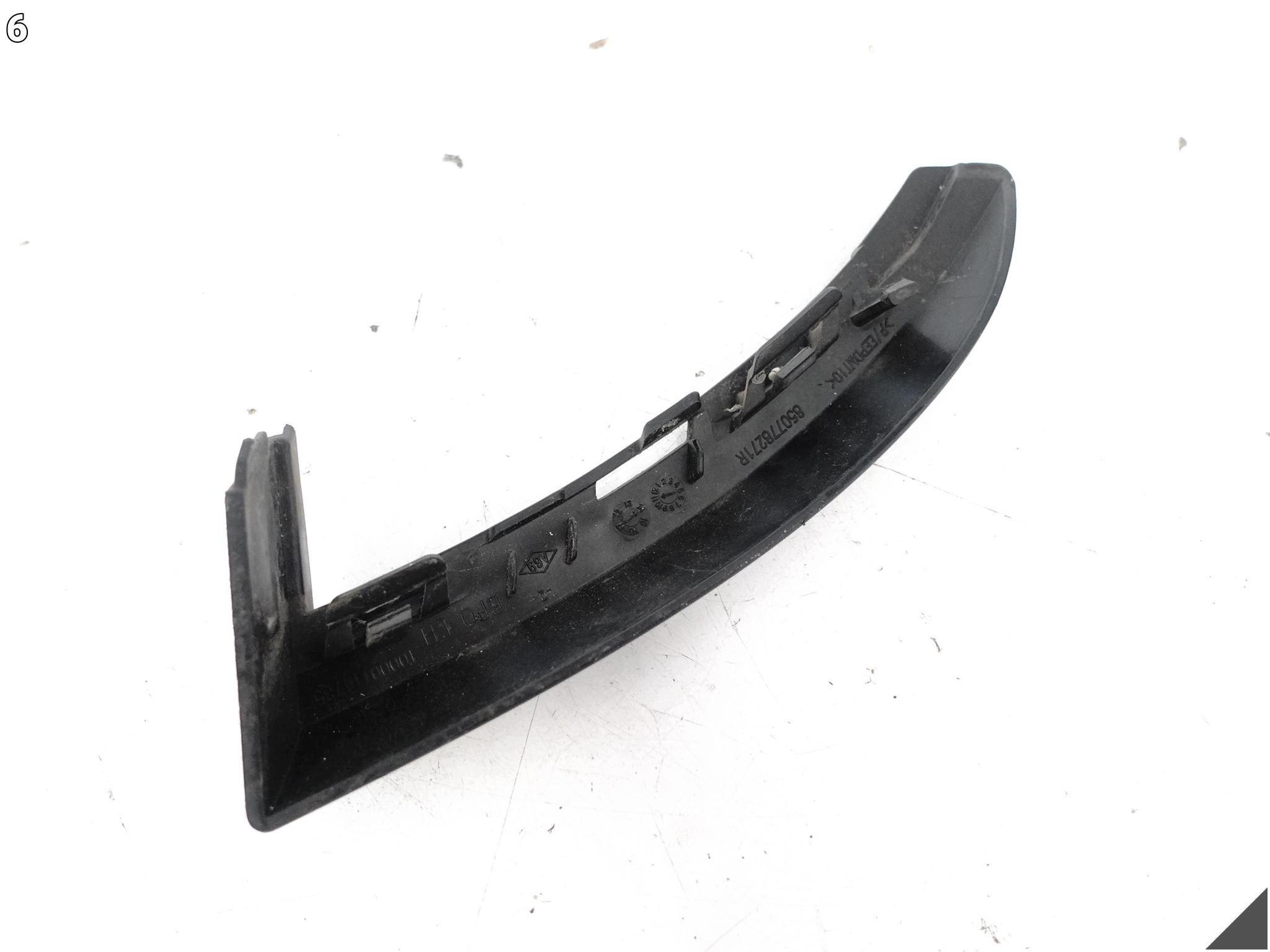 RENAULT CLIO IV 4 HATCHBACK 12-16 decorative trim below LAMPE bumper left rear part