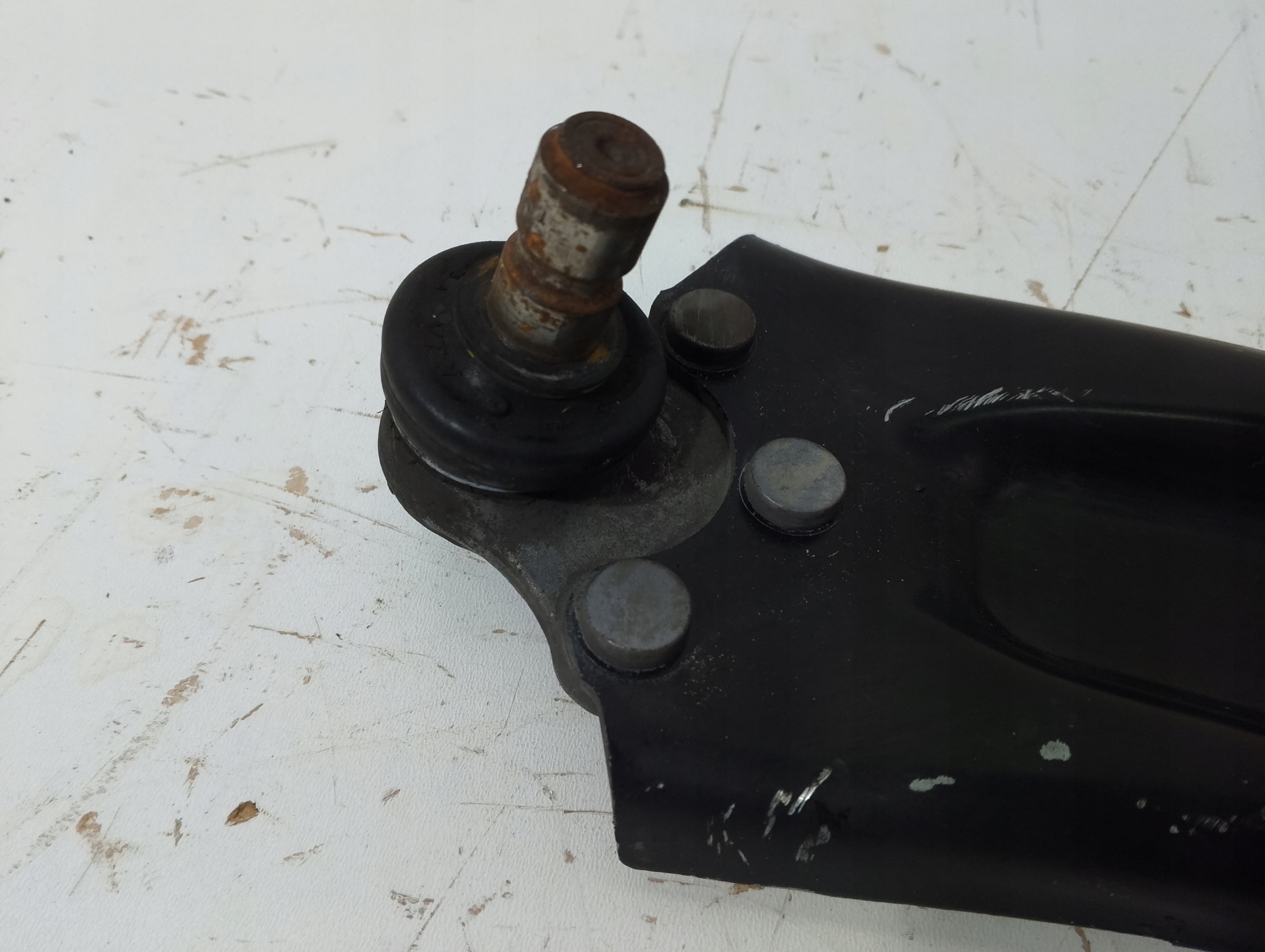 OPEL CROSSLAND arm front left (Q126)