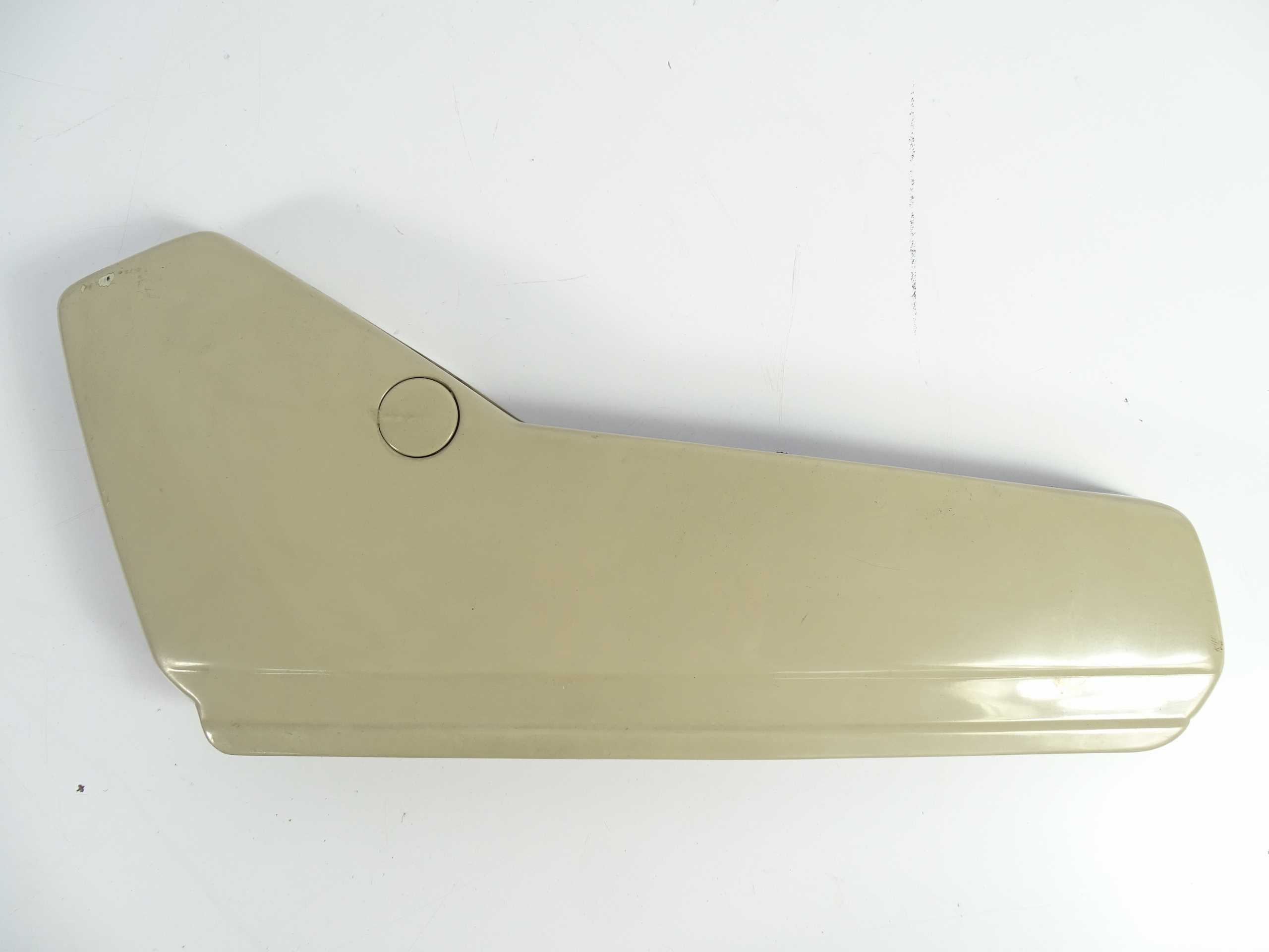 A1409180830 - Mercedes S Class W140 крышка сиденья правая передняя