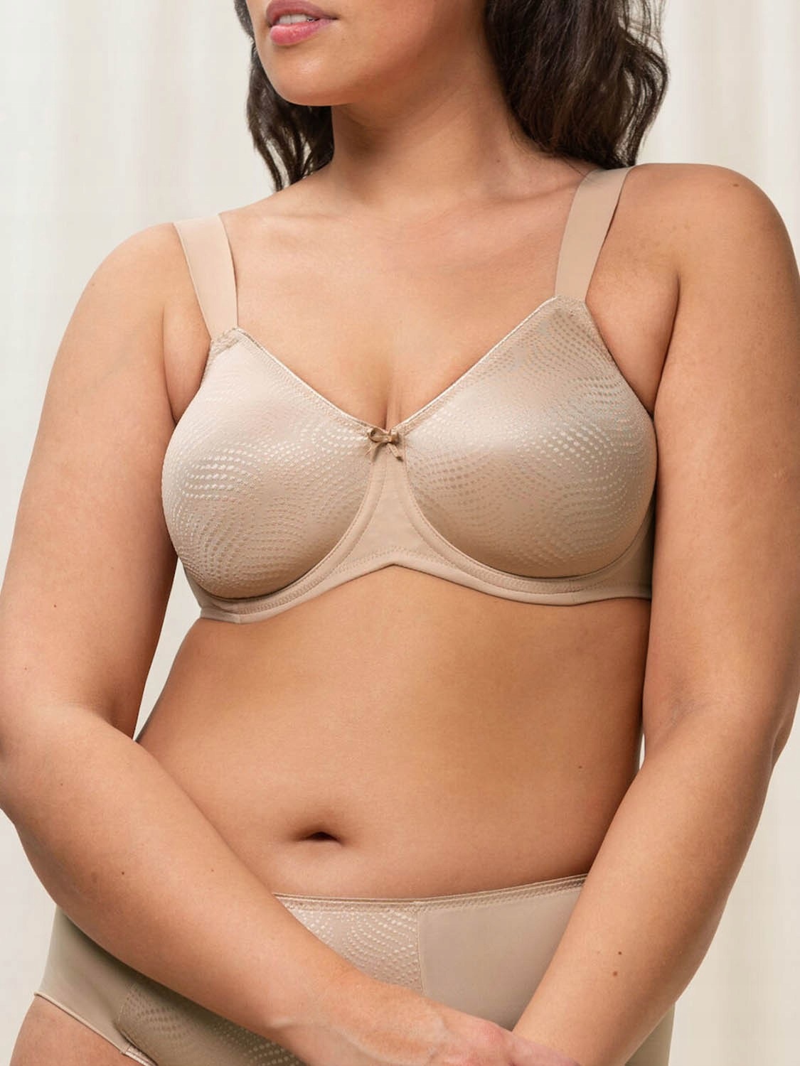 Podprsenka Triumph Essential Minimizer W 6106 80D
