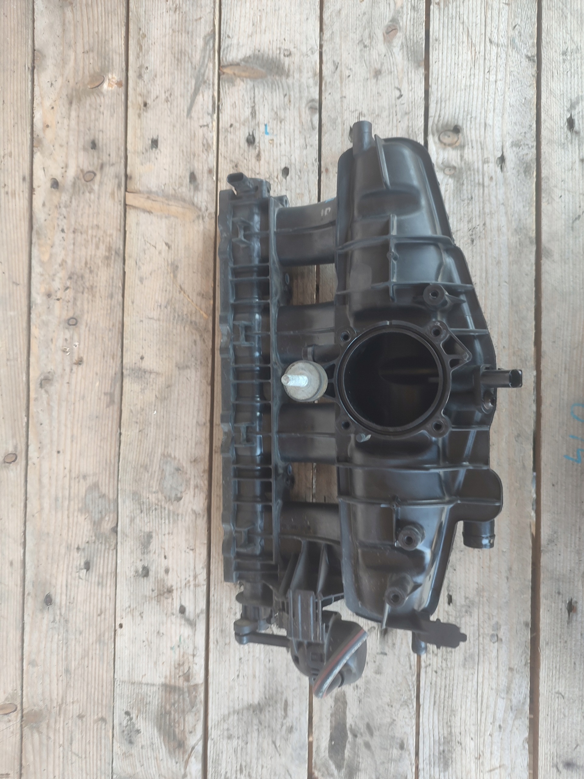 intake manifold AUDI A4 B8 A5 2.0 TFSI 06H133185BH