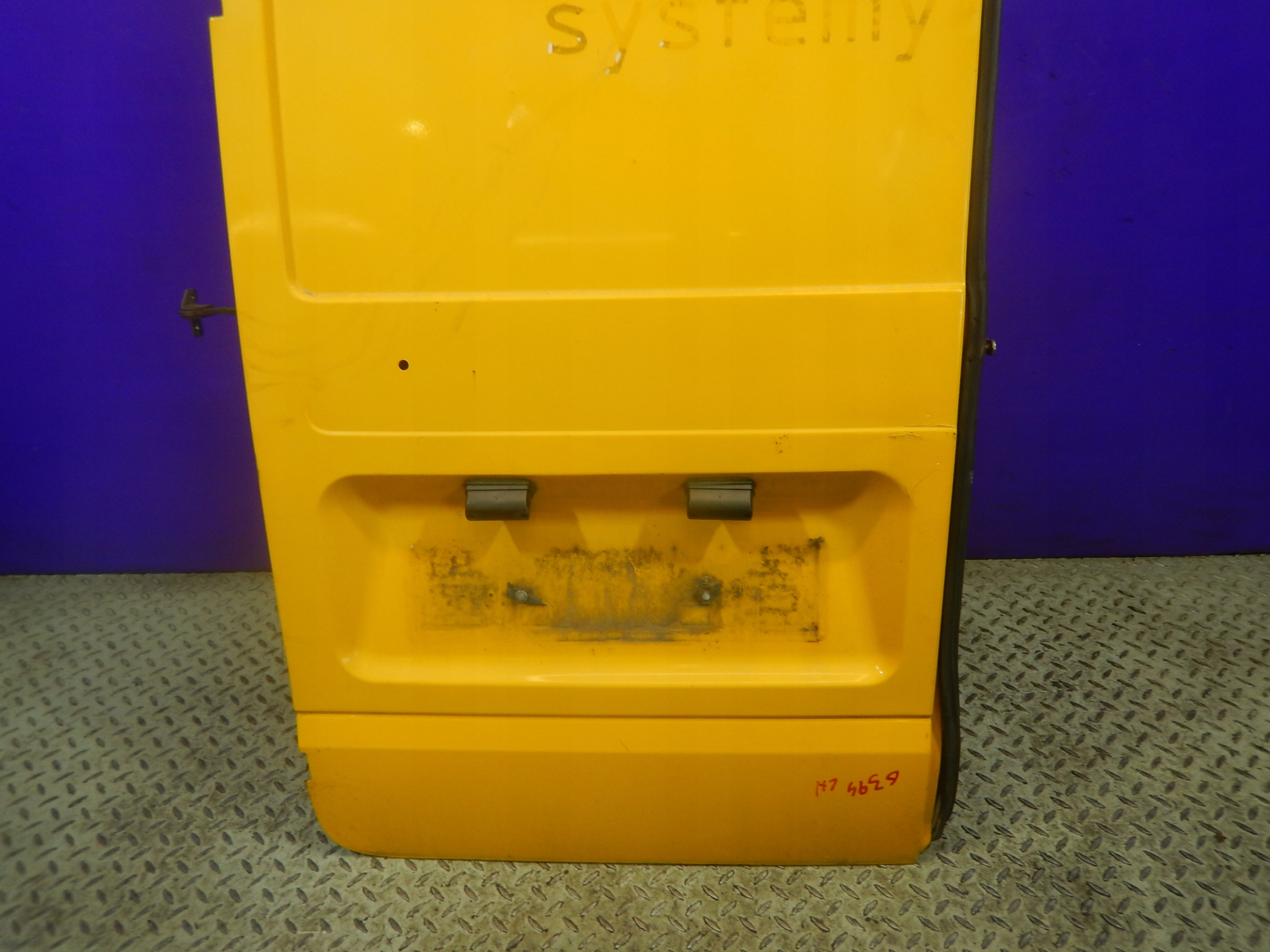 FORD TRANSIT VI 00-06 DRZWI TYŁ TYLNE LEWE Strona zabudowy tył - lewa