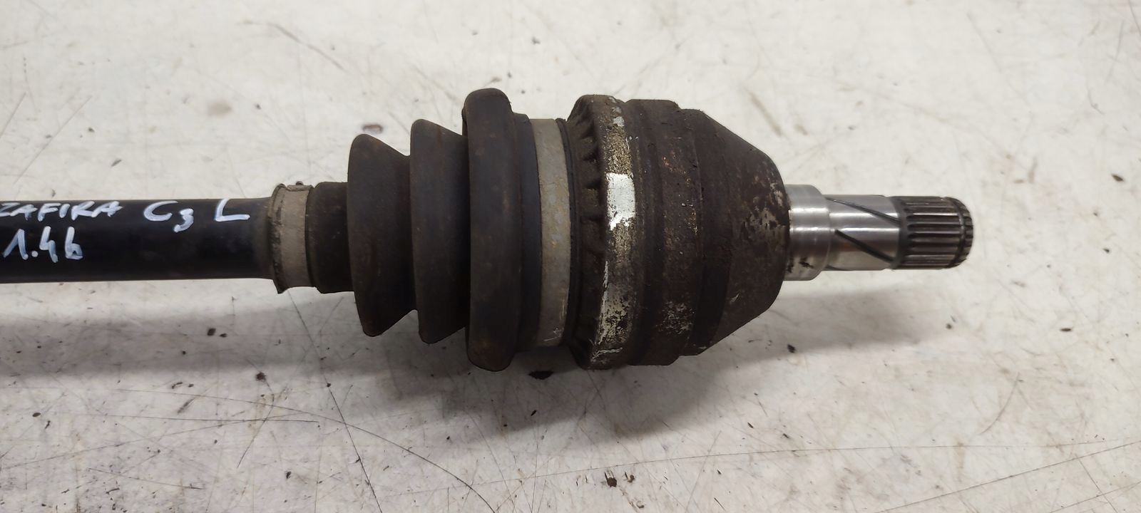 semi-axis left Opel Zafira C 1,4