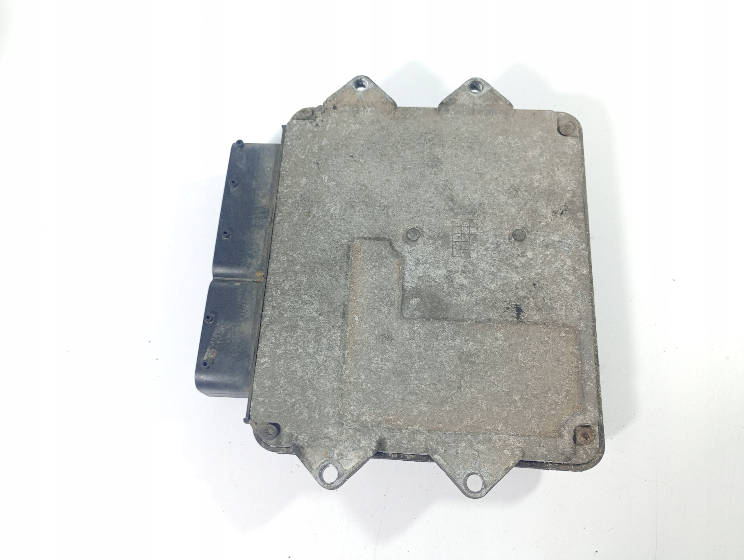 computer control unit of the engine OE 55195173AB Suzuki Swift 3 III 05-10