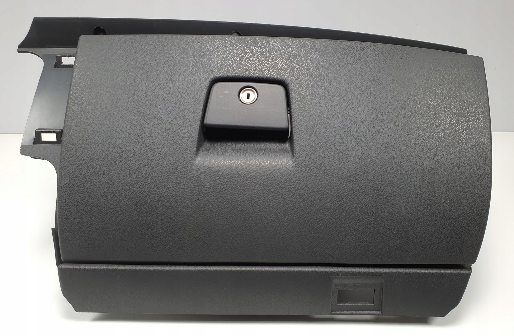 бардачок пассажира volvo C70 II 39871860 европа