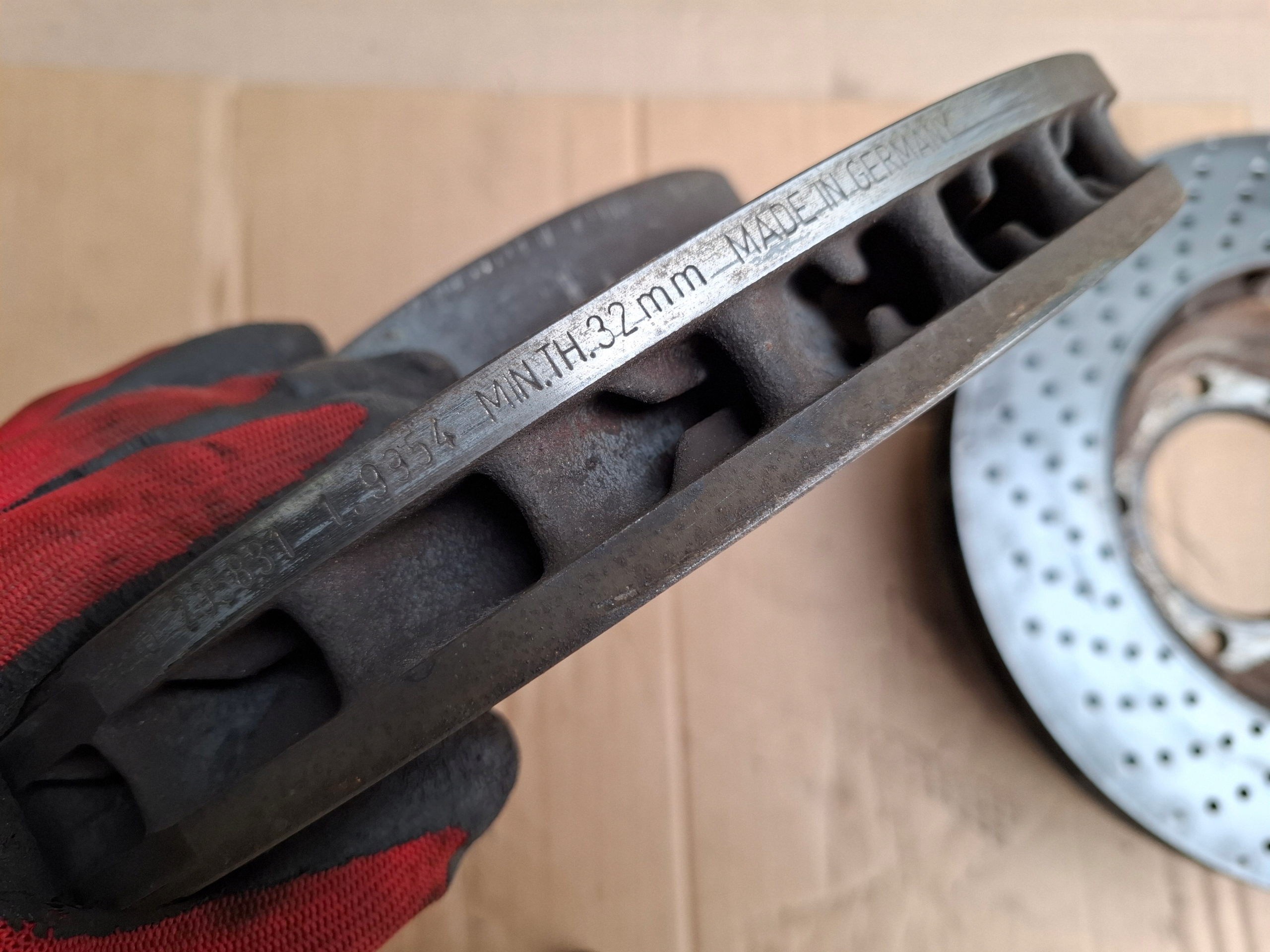 discs plates front PORSCHE 911 996 sebro 205831 sebro 205832
