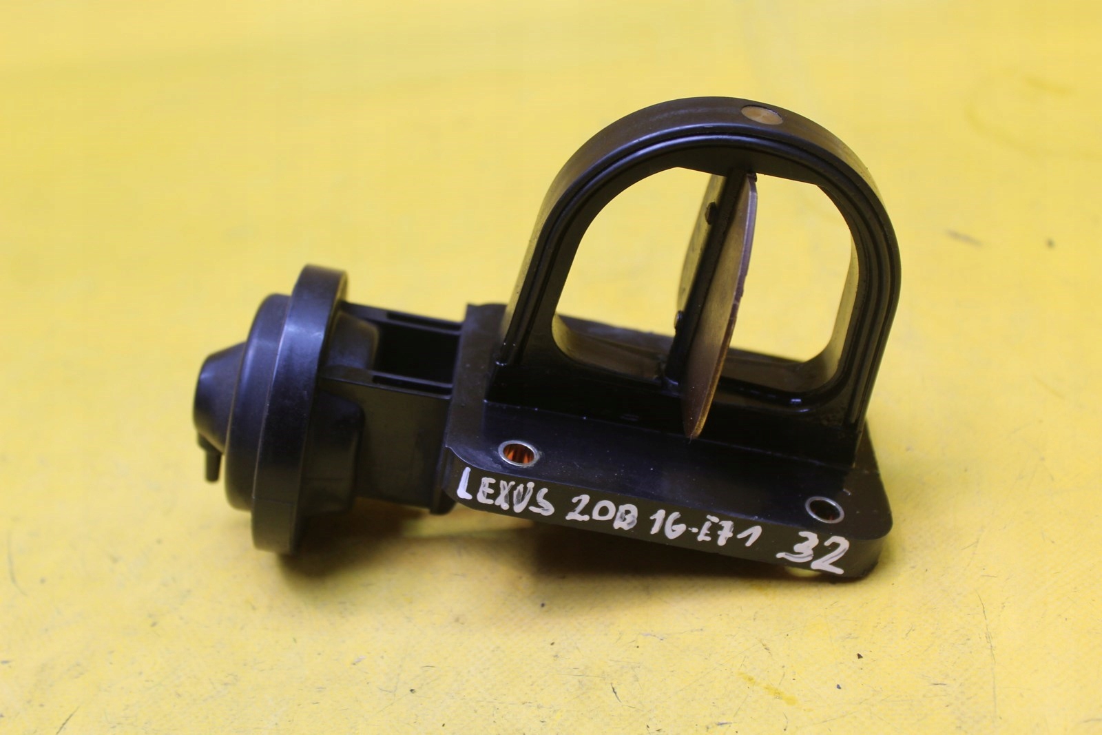 1G-E71 - ВАКУУМНЫЙ ШАР LEXUS IS200 2.0 B