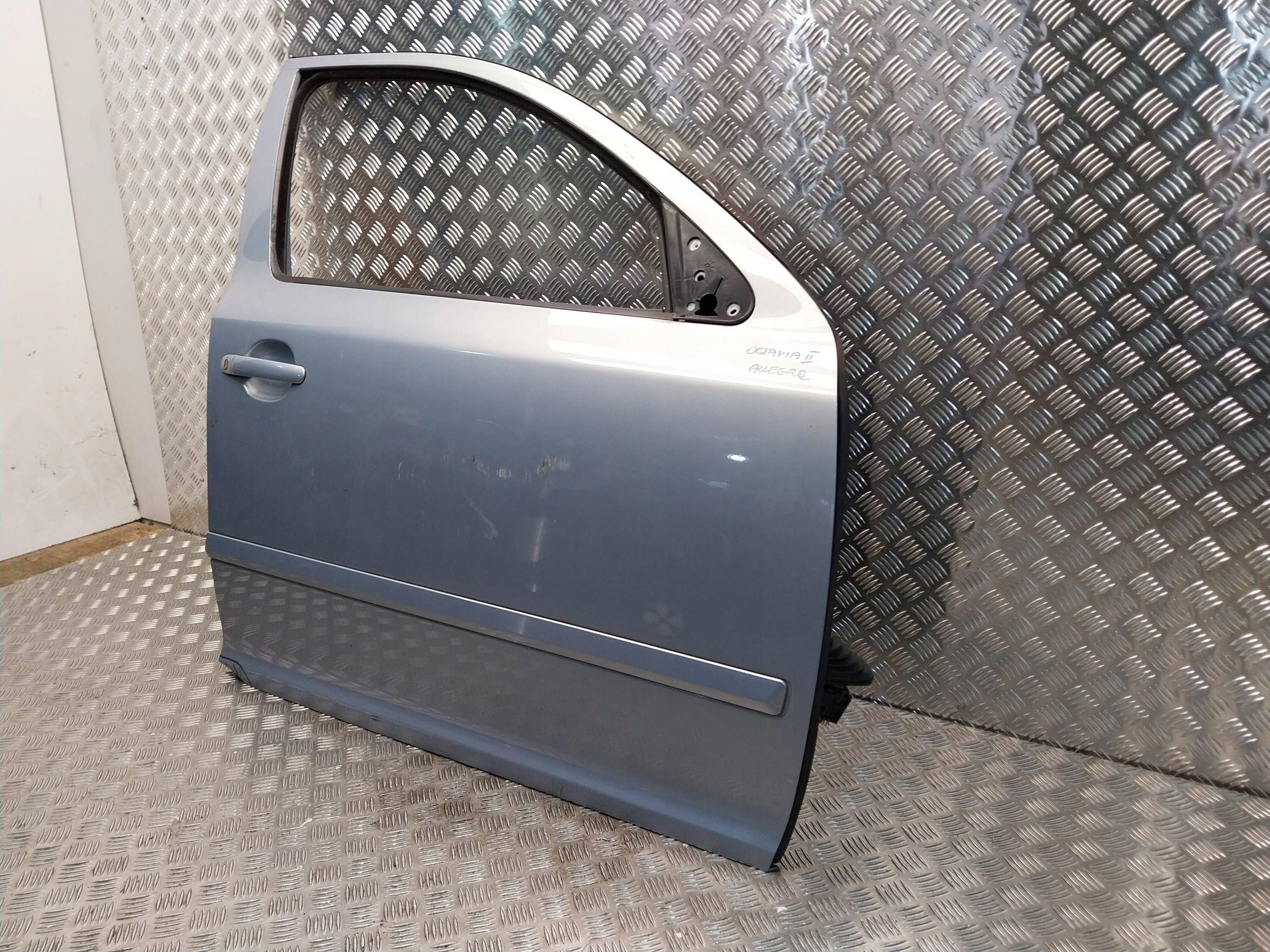 door front right SKODA OCTAVIA II 04