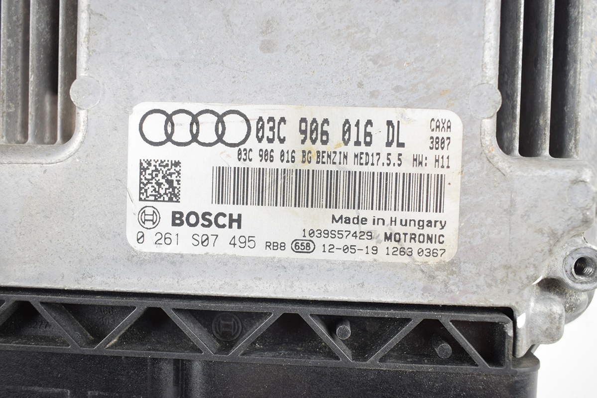 computer control unit VW AUDI 1.4 TSI 0261S07495 03C906016DL