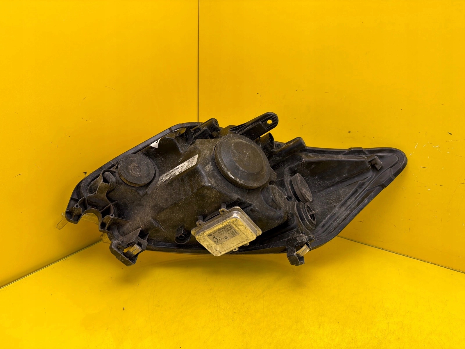 light right front Ford Kuga MK1 Xenon 08-10 8V41-13D155-AE