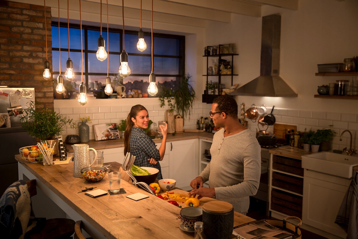 Żarówka LED E14 KULKA 4W 40W 2700K FILAMENT OSRAM Rodzaj gwintu E14