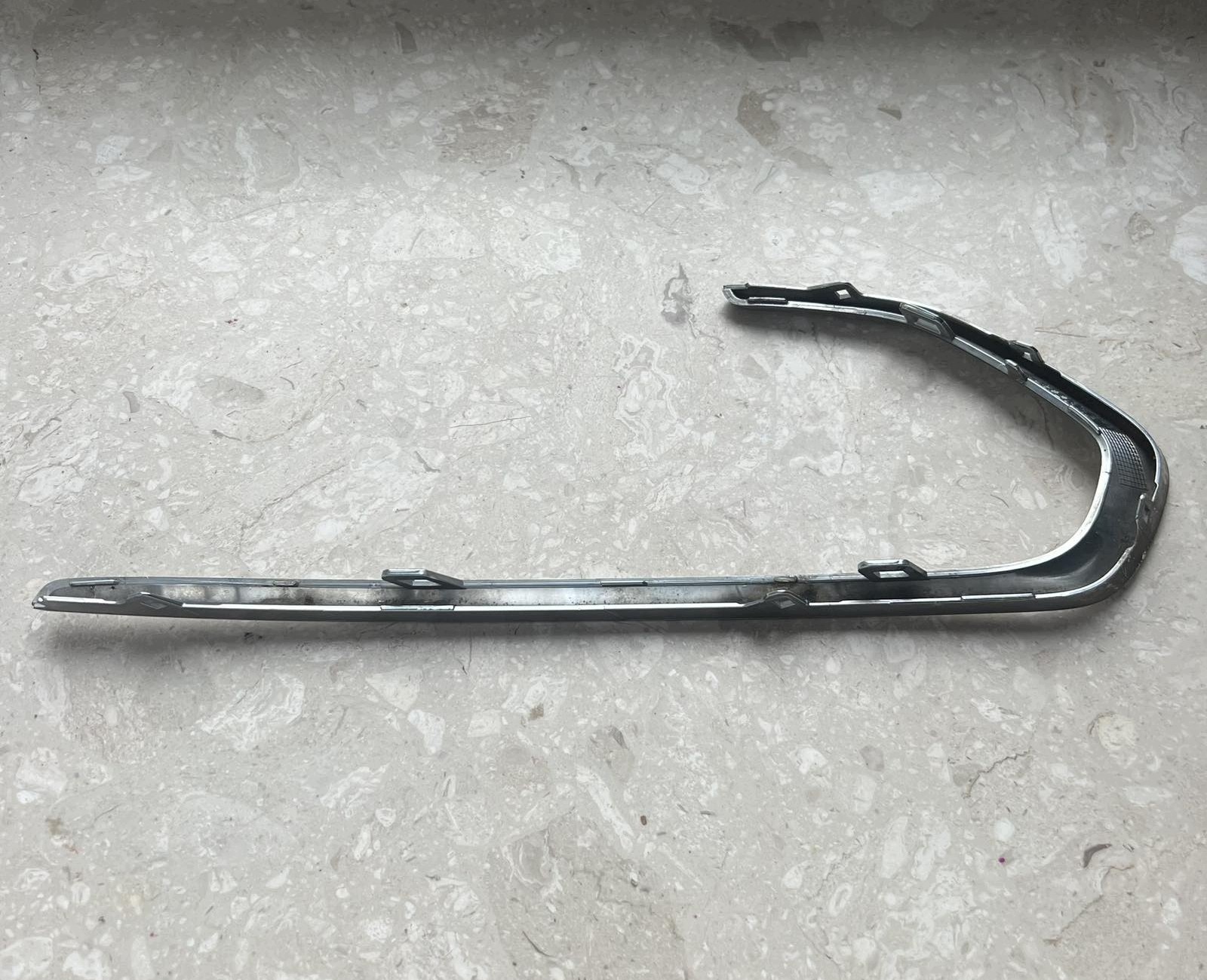 SUZUKI SX4 S-CROSS 2013-2016 CHROM moulding front left 71762-61M1