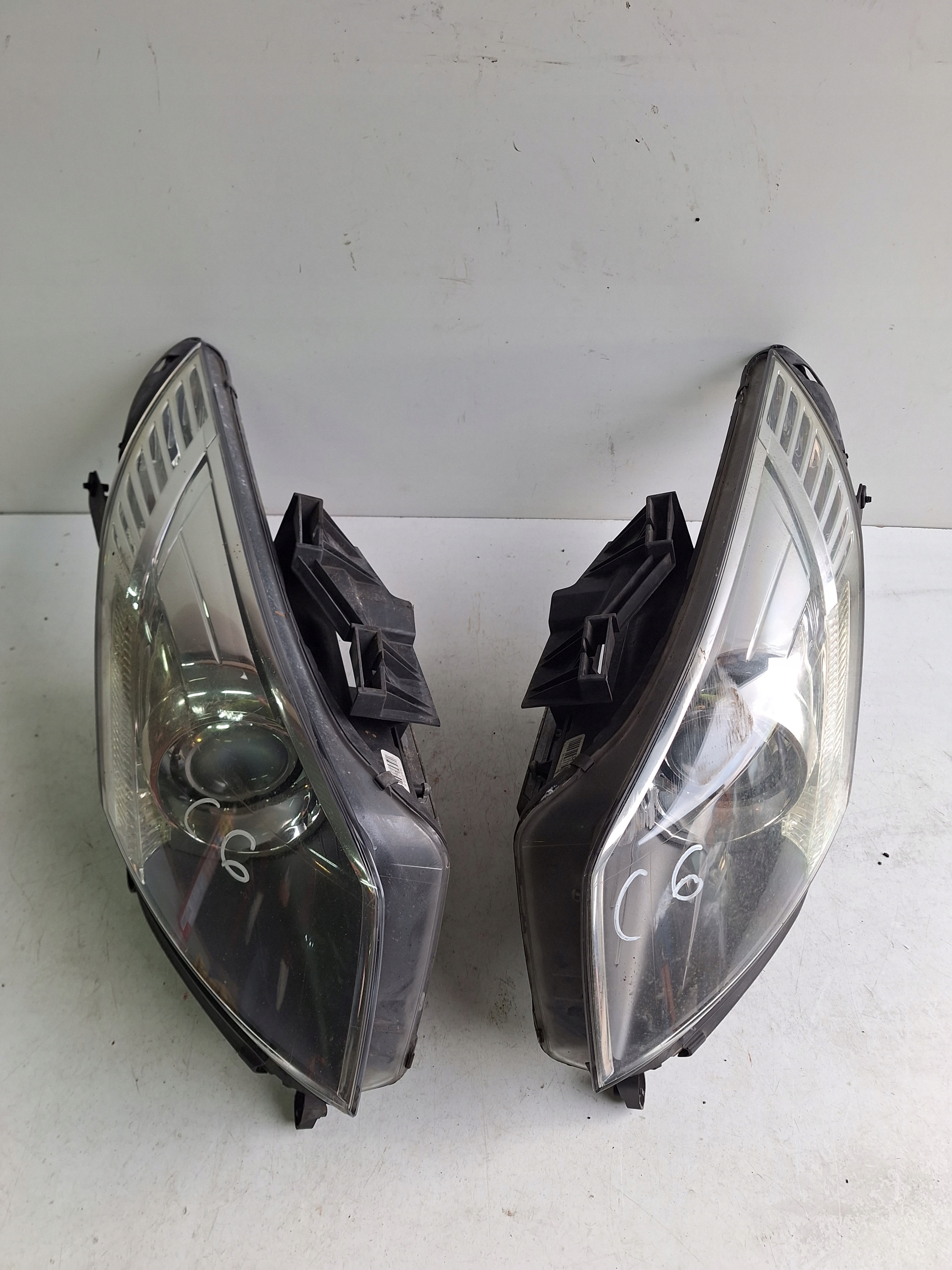 CITROEN C6 05-12 light right XENON UK