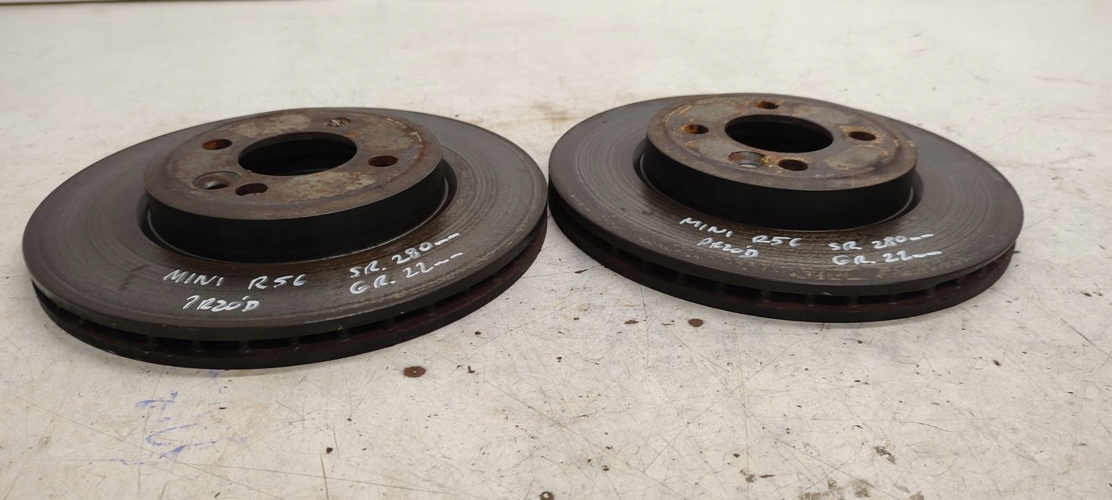 discs brake front Mini R56 1,6 VTI