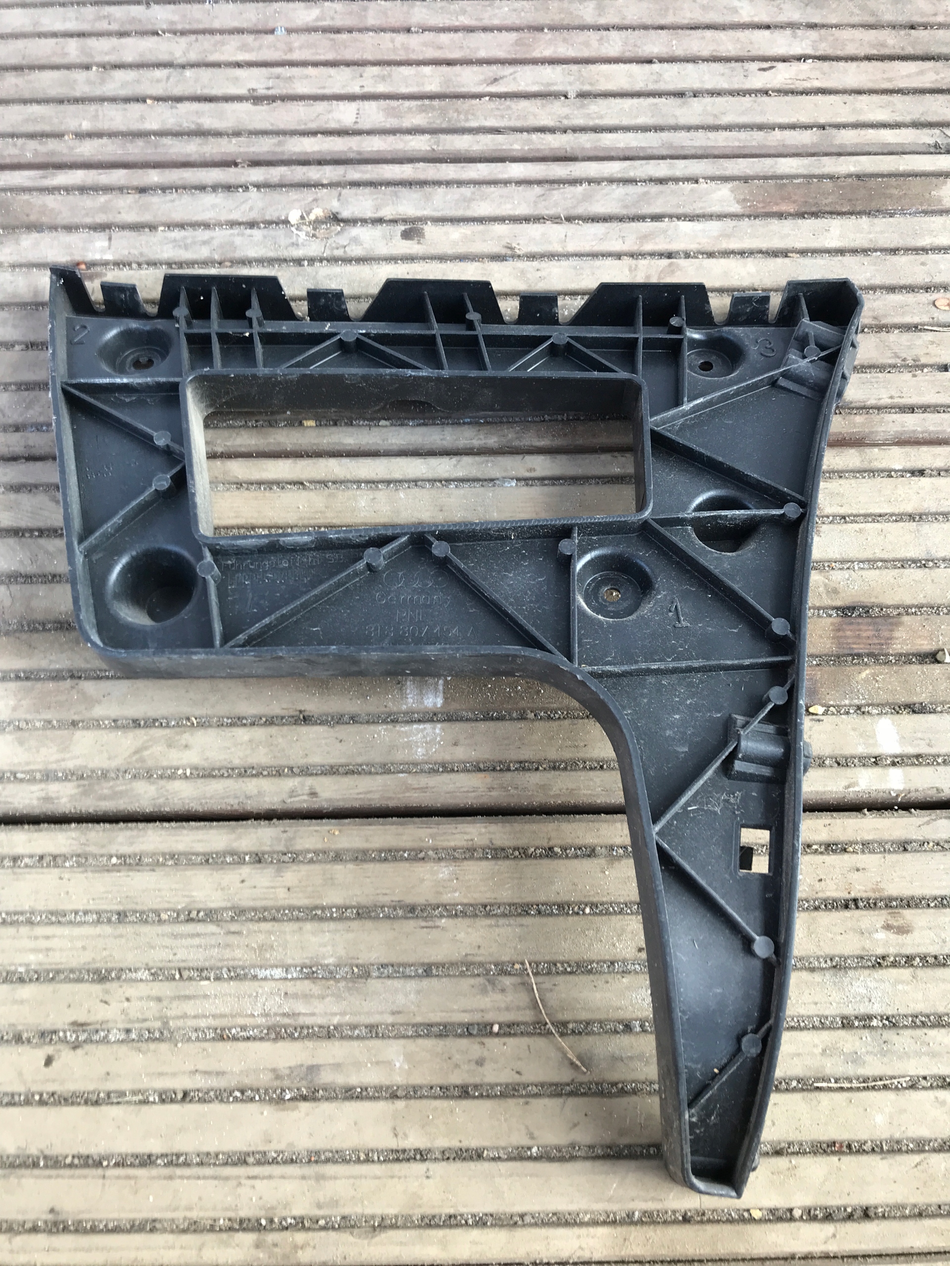 bumper bracket right rear part AUDI A5 SPORTBACK LIFT