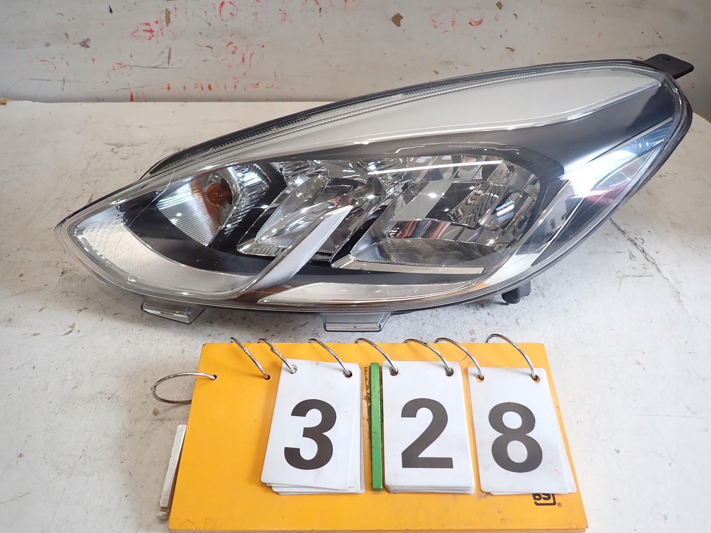 light front front left FORD FIESTA MK8 L1BB-13E015-A