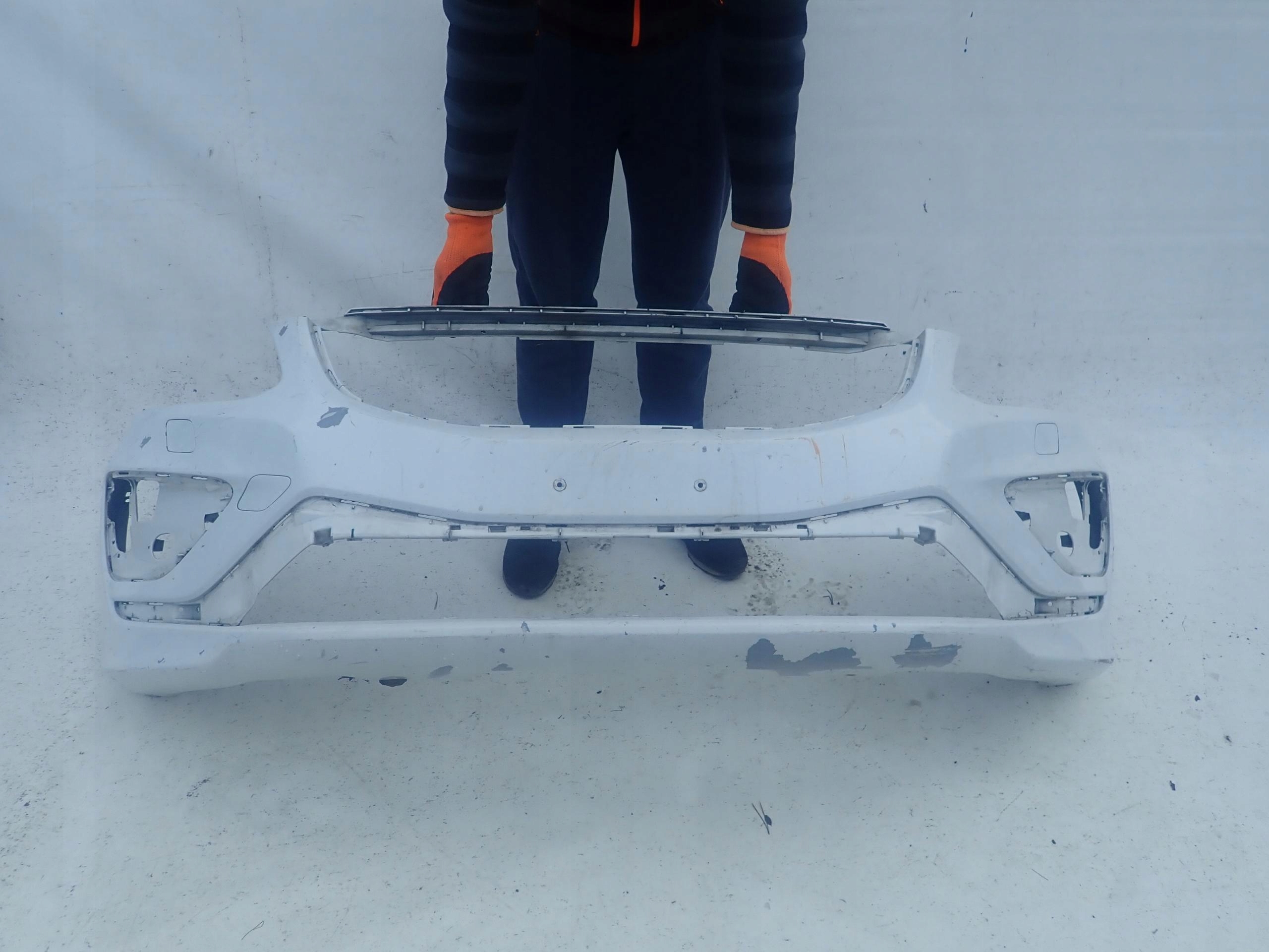VOLVO XC60 and R-design LIFT 13-17 bumper front SPR