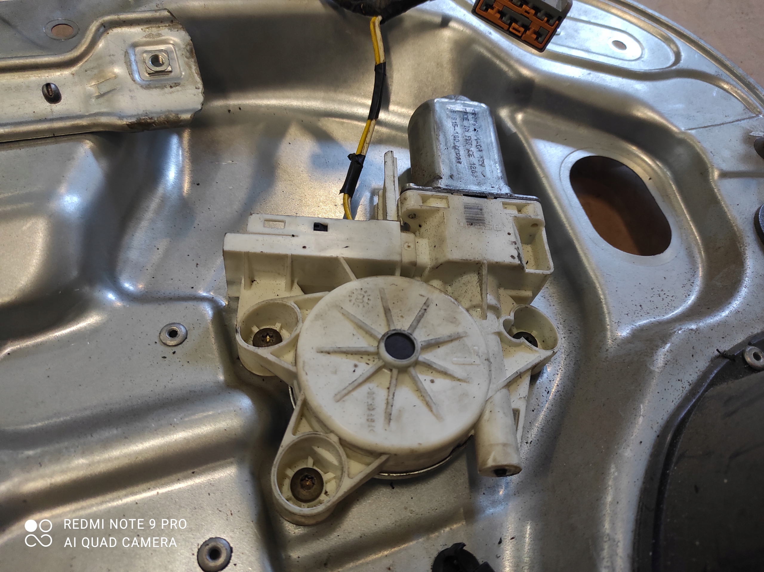 window regulator front left FORD FOCUS C-MAX