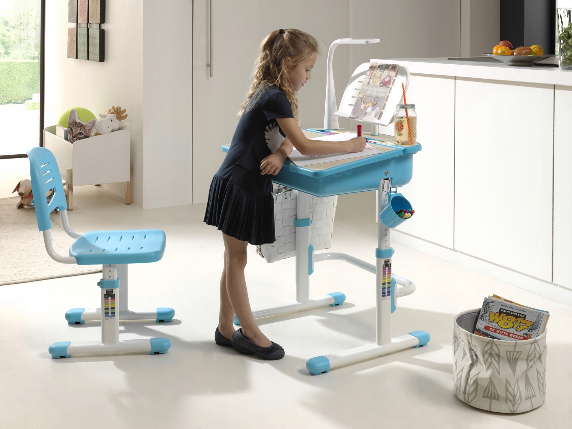 BIURKO DZIECIĘCE COMFORTLINE 301 BLUE Marka Vipack