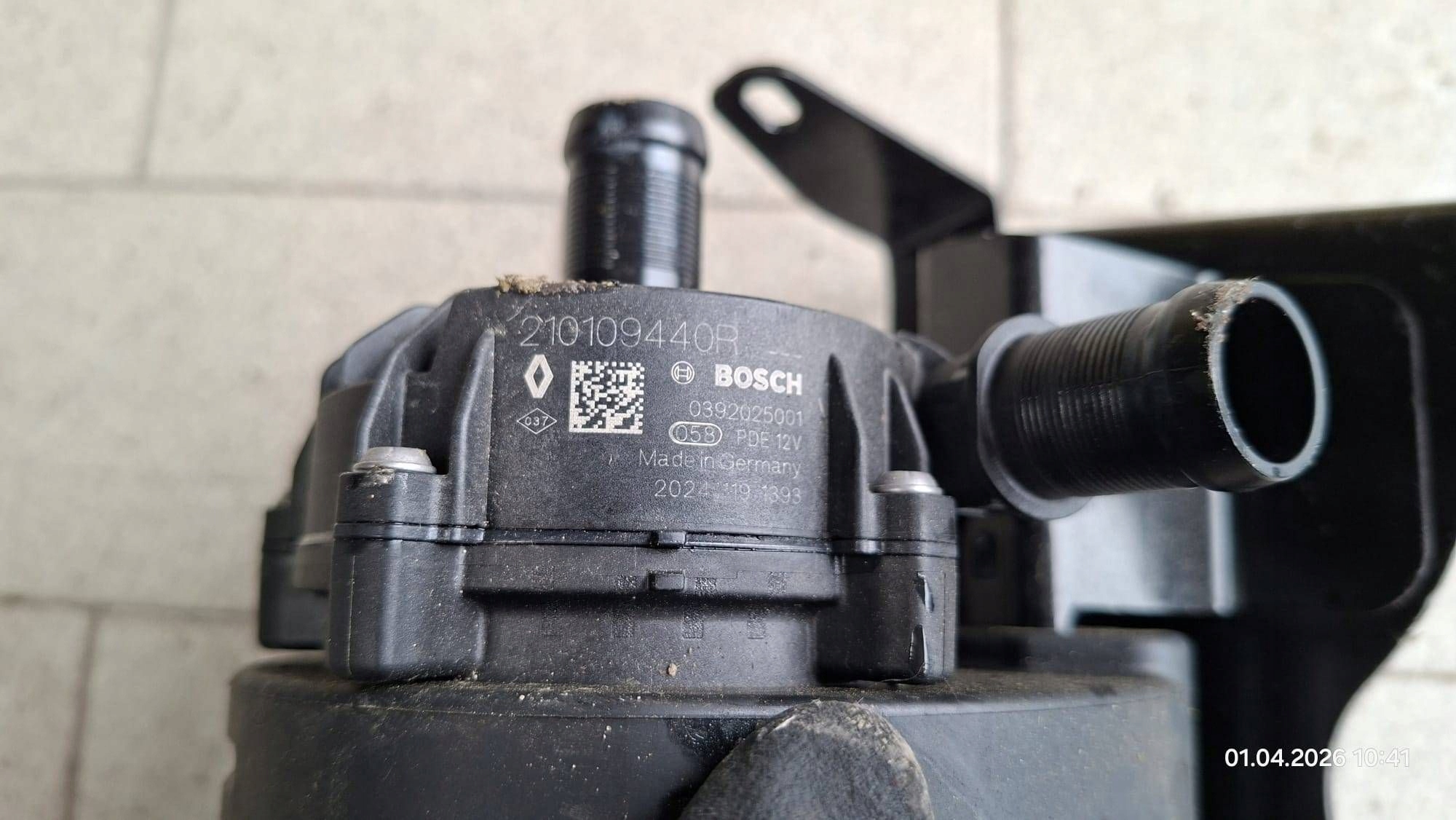 water pump Renault 4 210109440R