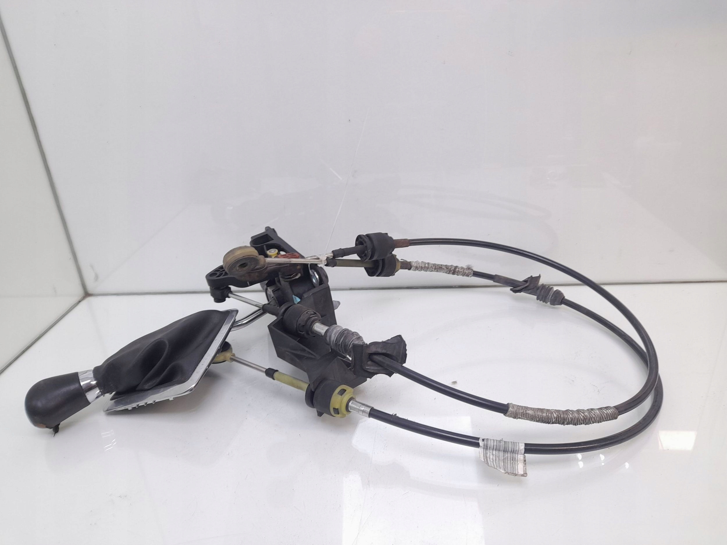 2010 Ford Focus Lewarek zmiany biegów 8M5R7C453