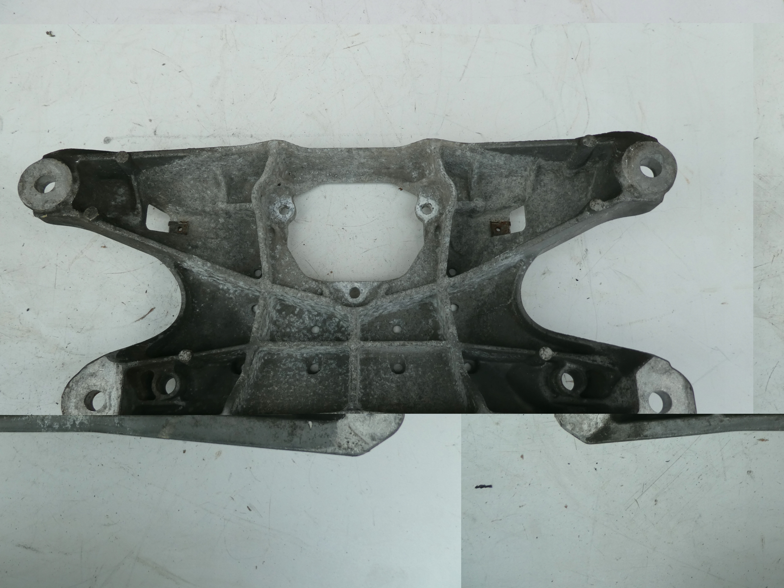 AUDI A4 B8 A5 Supporto cambio ingranaggi 8K0399263AF
