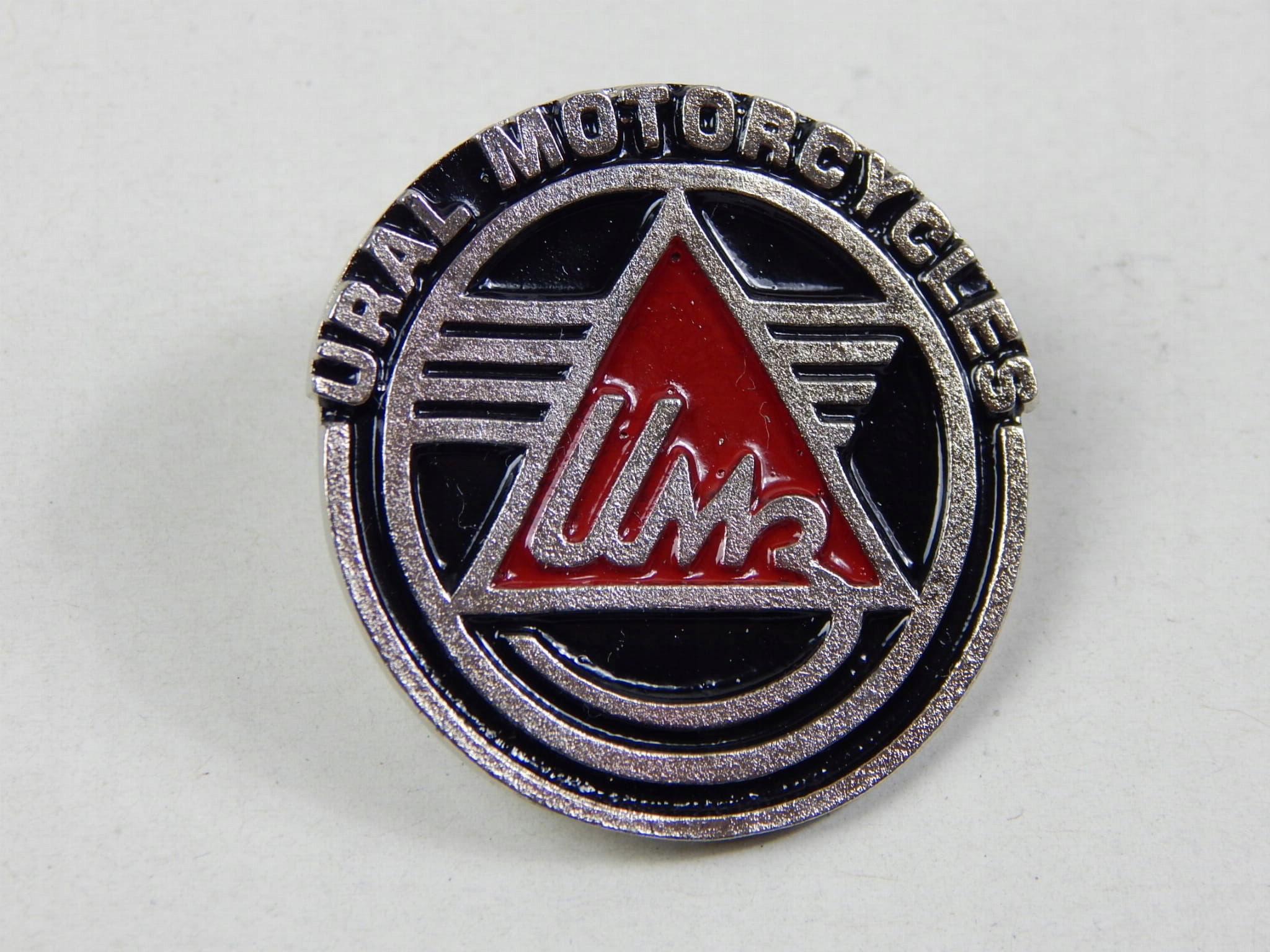 

Znaczek Przypinka Logo Ural