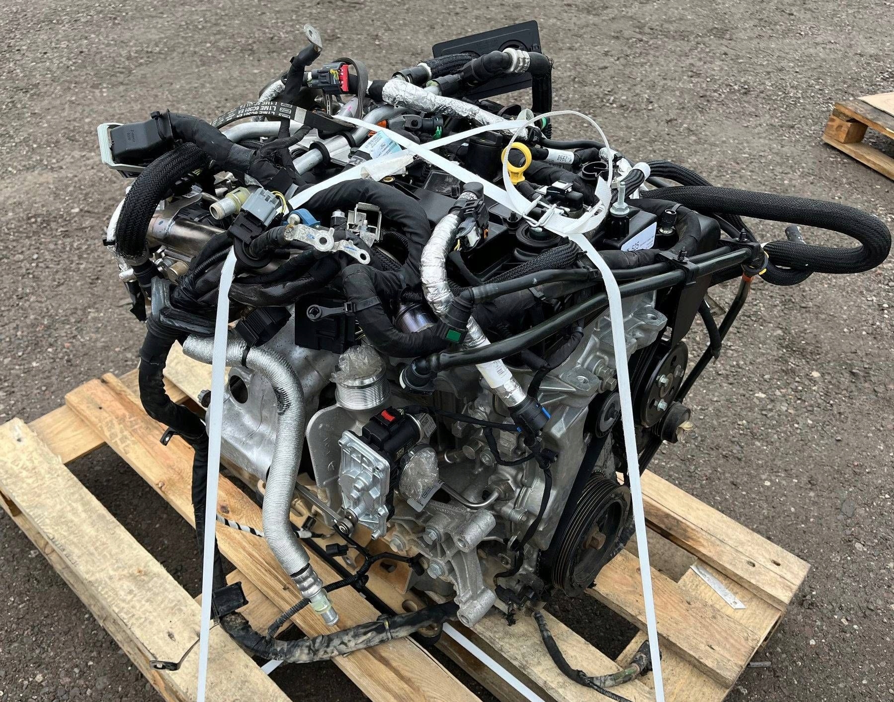 engine complete Ford Explorer VI 2.3 EcoBoost RWD 2020