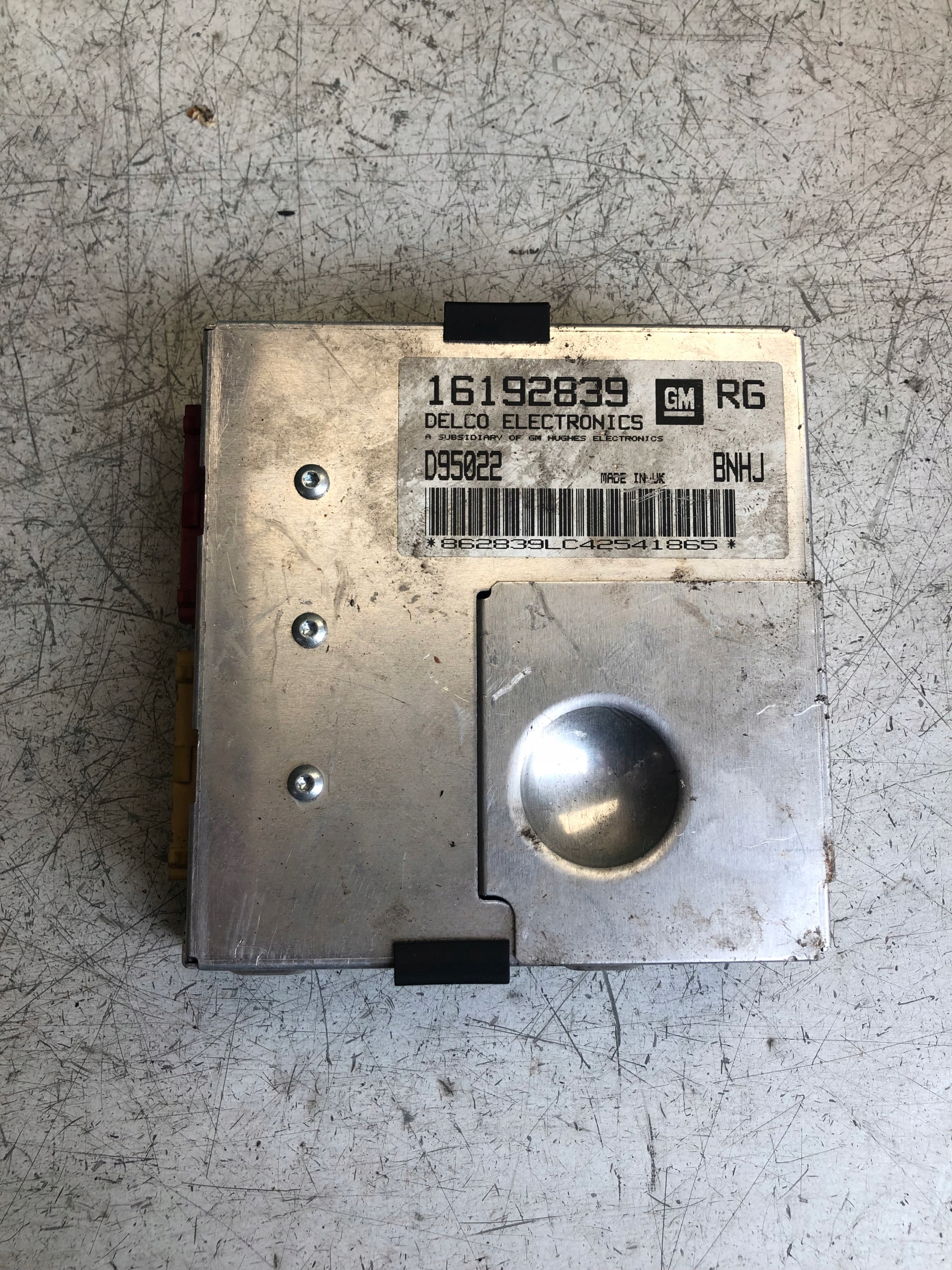 computer control unit of the engine OPEL 16192839