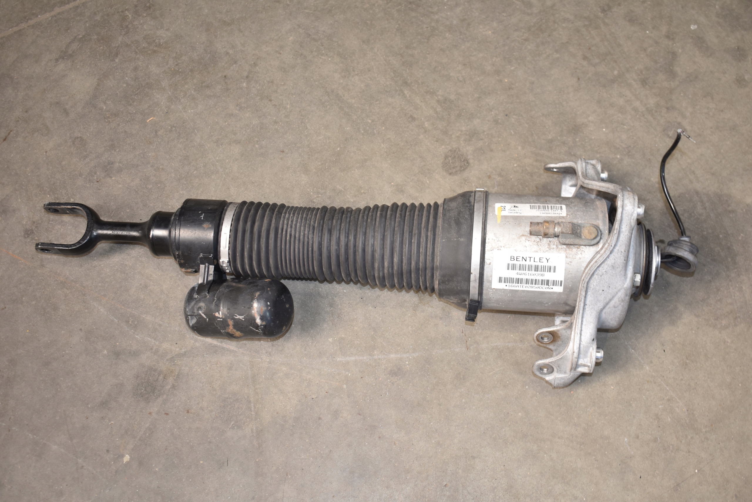 shock absorber front front left BENTLEY FLYING SPUR 15R. 1