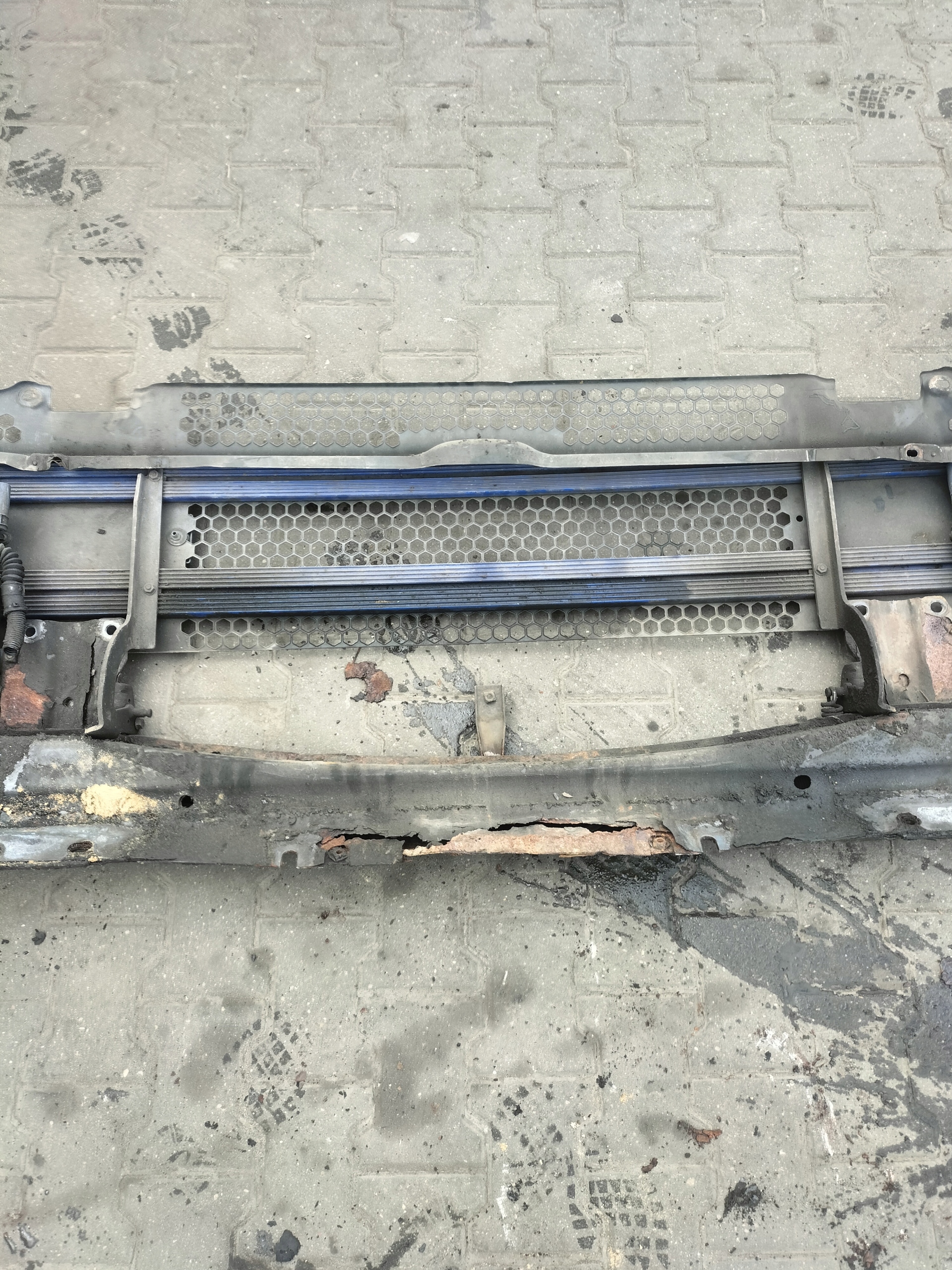 Frontstoßstange SCANIA 380