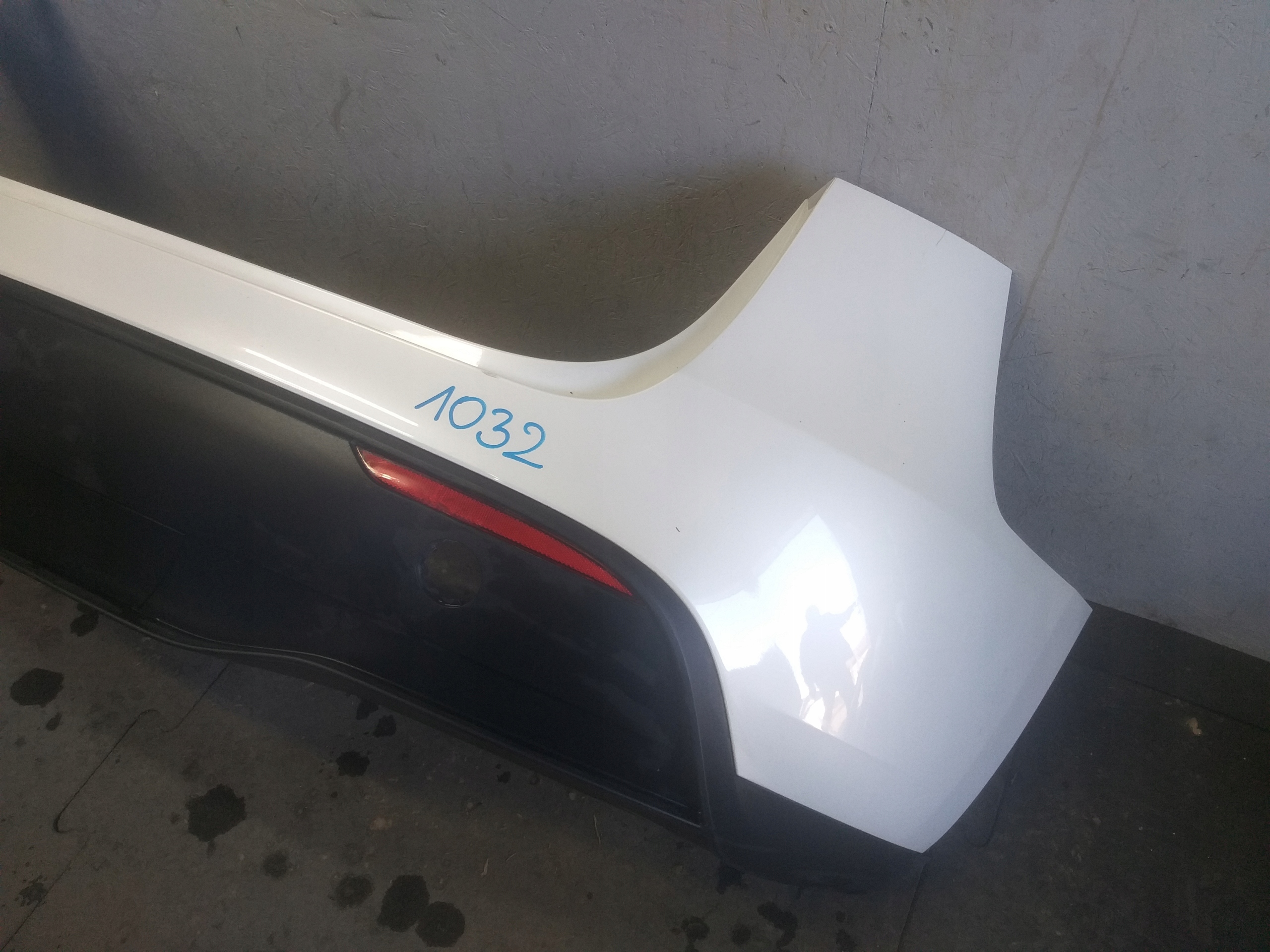 STOSSSTANGE HECK TESLA Y