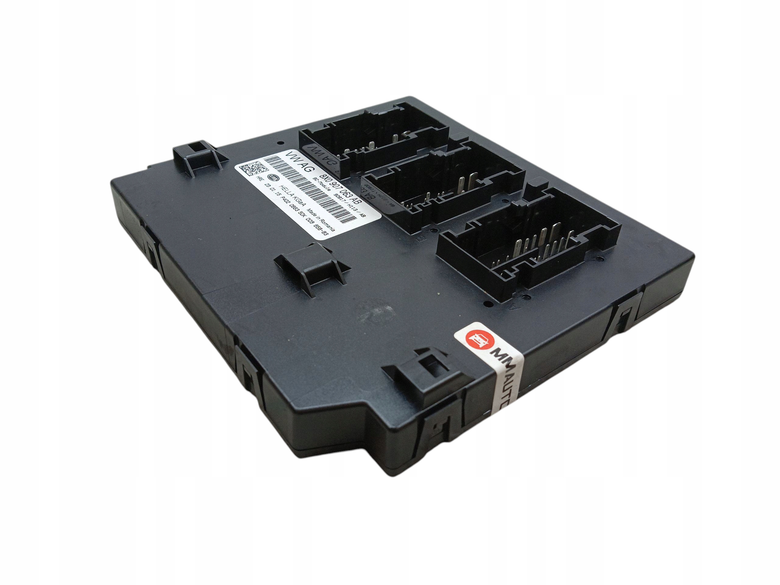 module control unit KOMFORTU BCM AUDI A1 8X Q3 and 8U 8X0907063AB