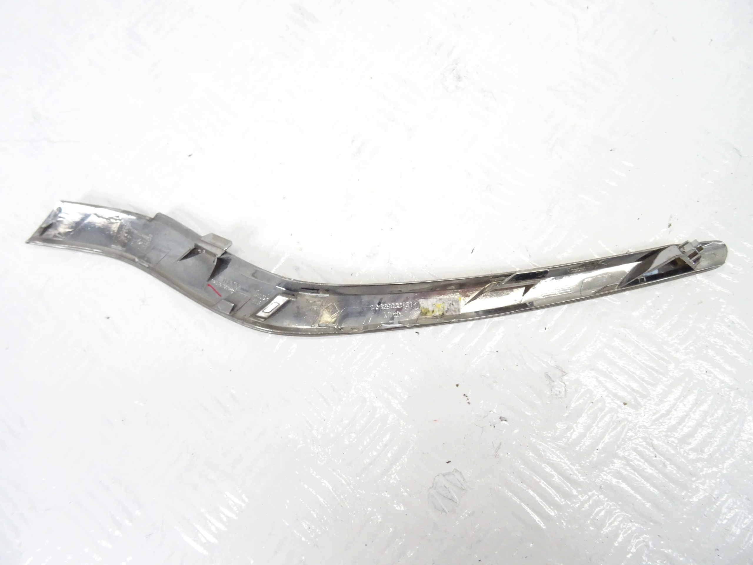 moulding GRILLA right front RENAULT CAPTUR II 620747303R